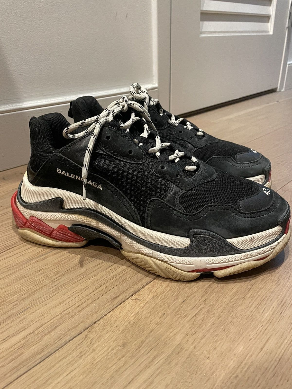 Balenciaga Balenciaga Triple S Size US 10 / EU 43 - 1 Thumbnail