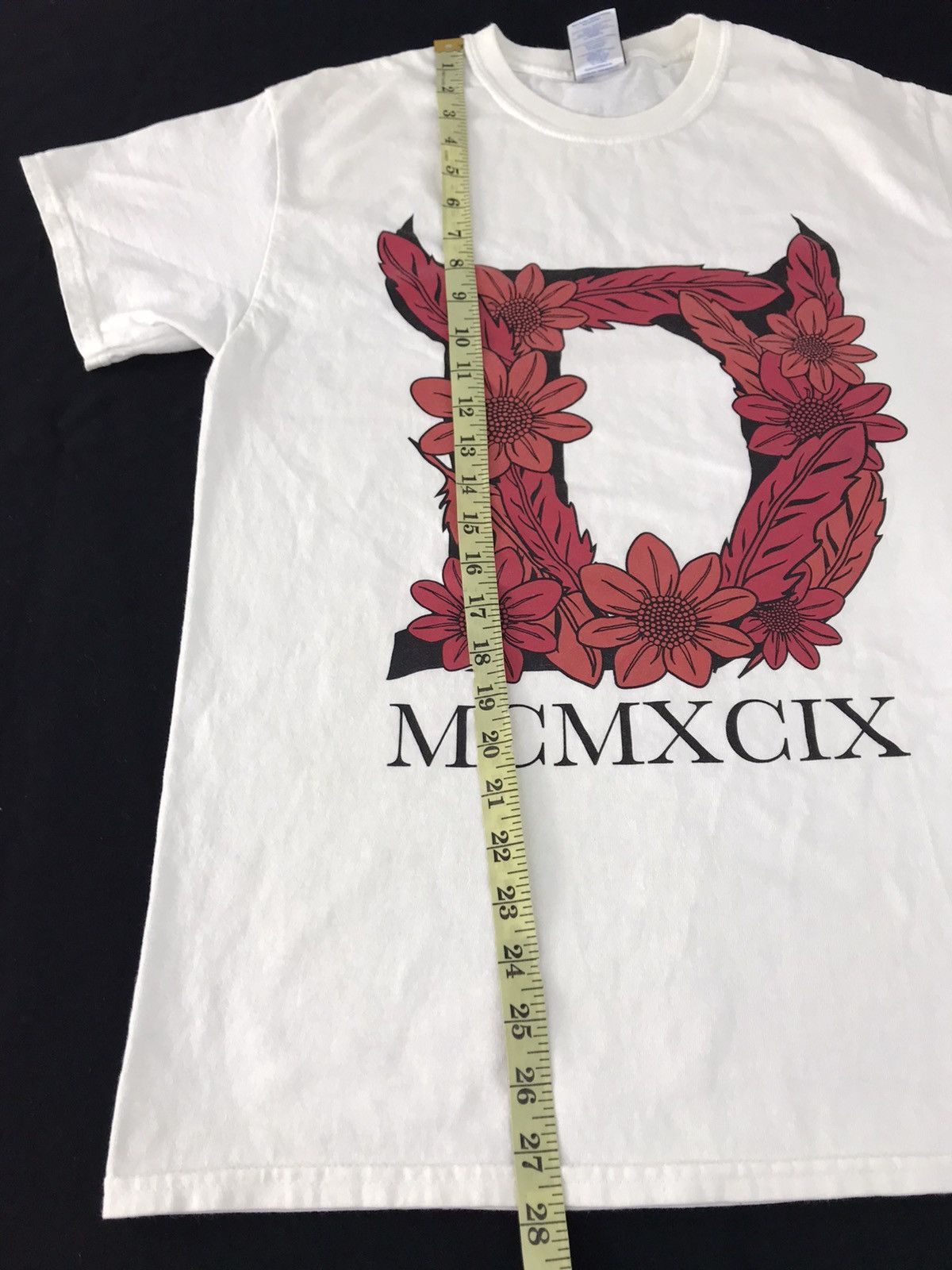 Japanese Brand Deviluse MCMXCIX Skateboard Brand Big Logo Tee Size M Size US M / EU 48-50 / 2 - 9 Thumbnail