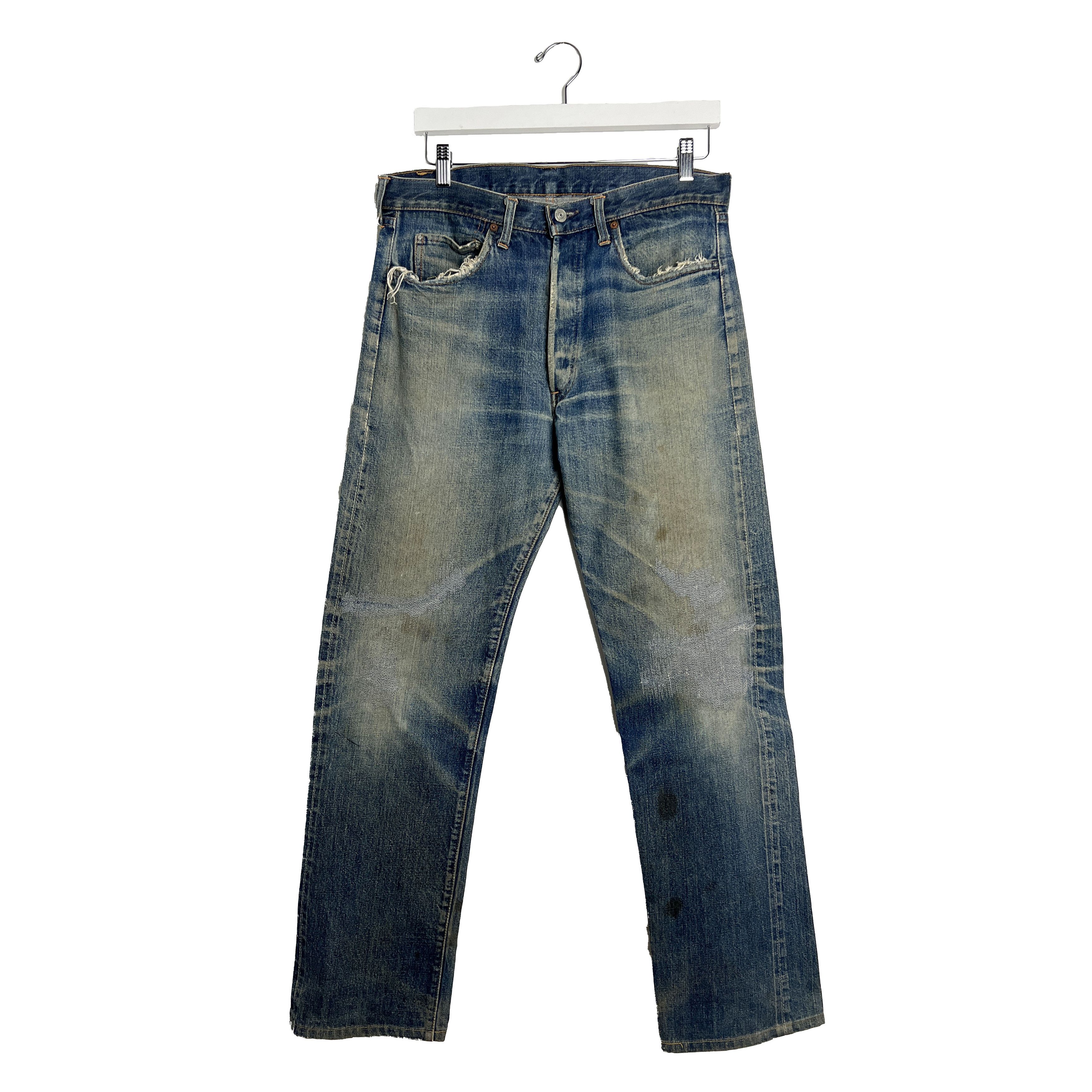 Levi's 1960s Levi's 501 Distressed Redline Selvedge Big E #8 Denim Size US 32 / EU 48 - 1 Thumbnail