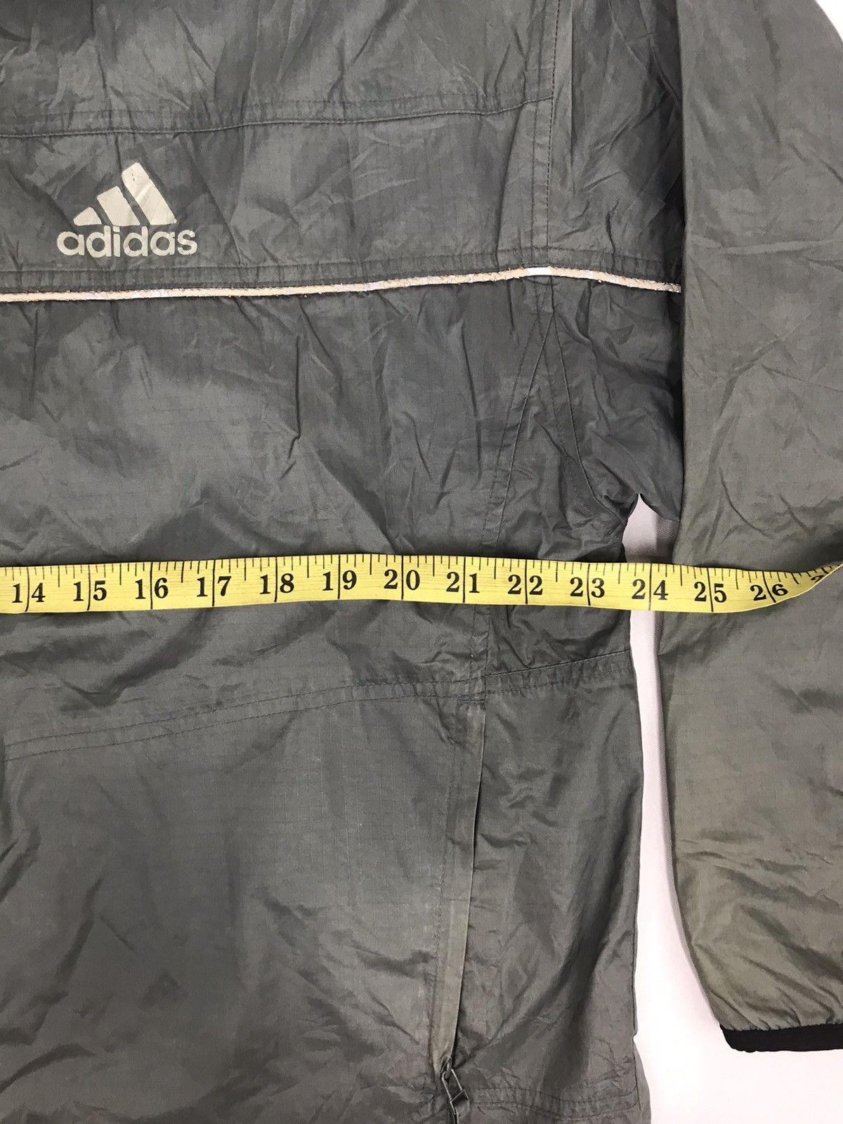 Adidas Vintage Adidas Sweater Jacket Style Design Sportswear Size US L / EU 52-54 / 3 - 7 Thumbnail