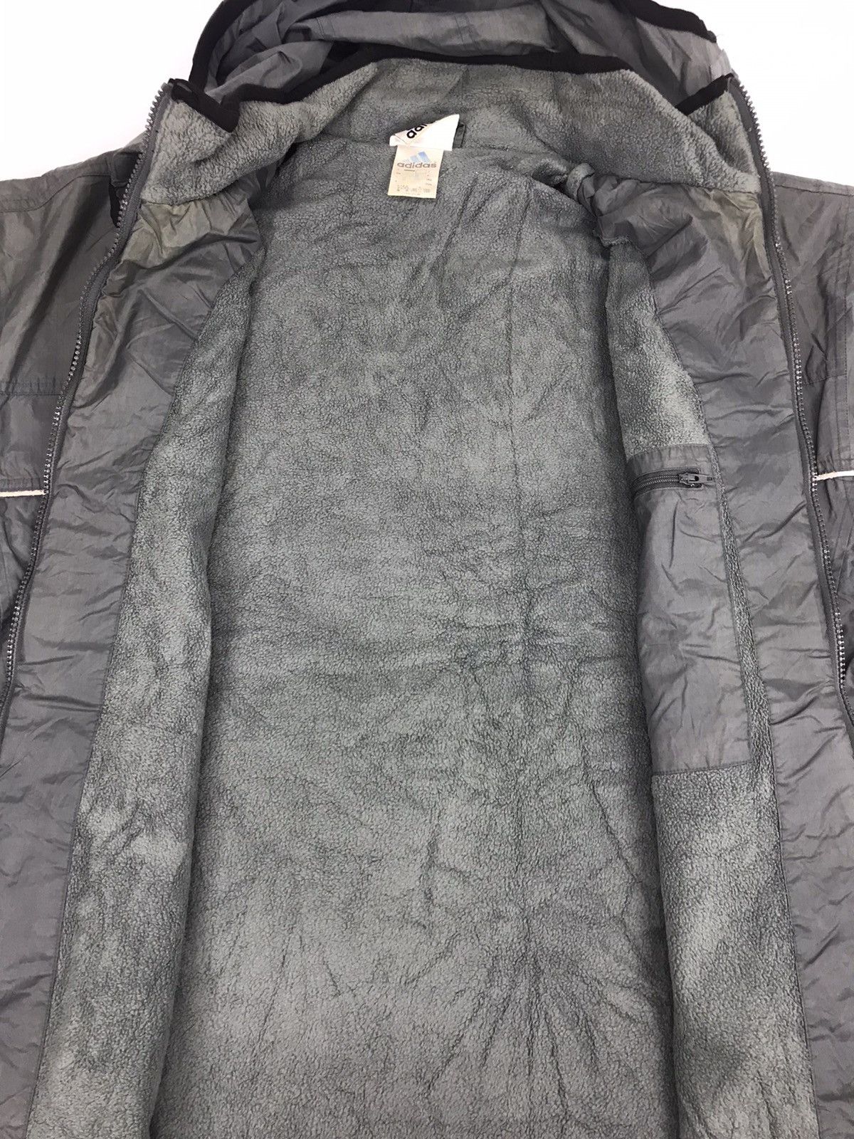 Adidas Vintage Adidas Sweater Jacket Style Design Sportswear Size US L / EU 52-54 / 3 - 4 Thumbnail