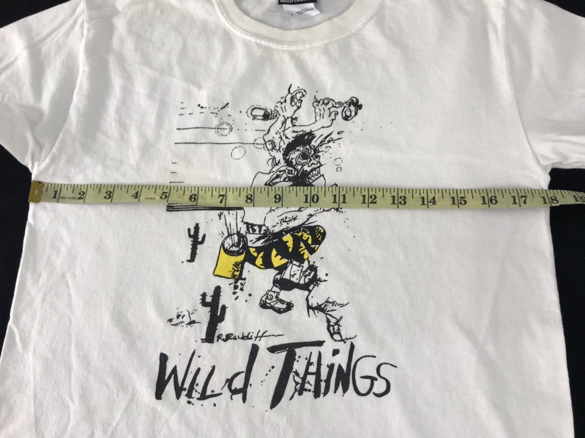 Vintage Wild Things Hiking Art Graphic Y2K Tee Size US S / EU 44-46 / 1 - 7 Thumbnail