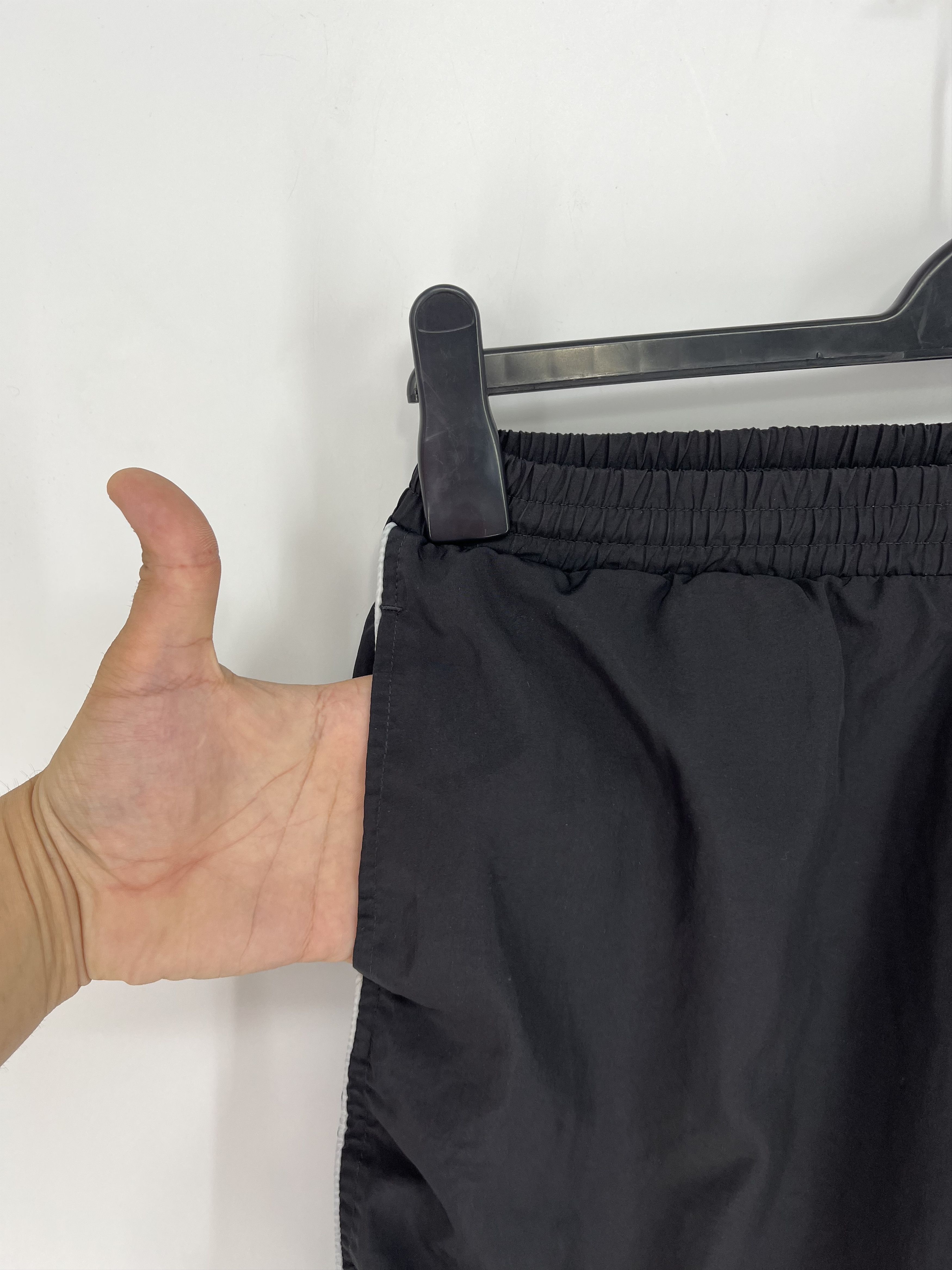 Nike × Vintage 90s Vintage Nike Swoosh Logo Shorts Travis Style Size US 34 / EU 50 - 8 Thumbnail