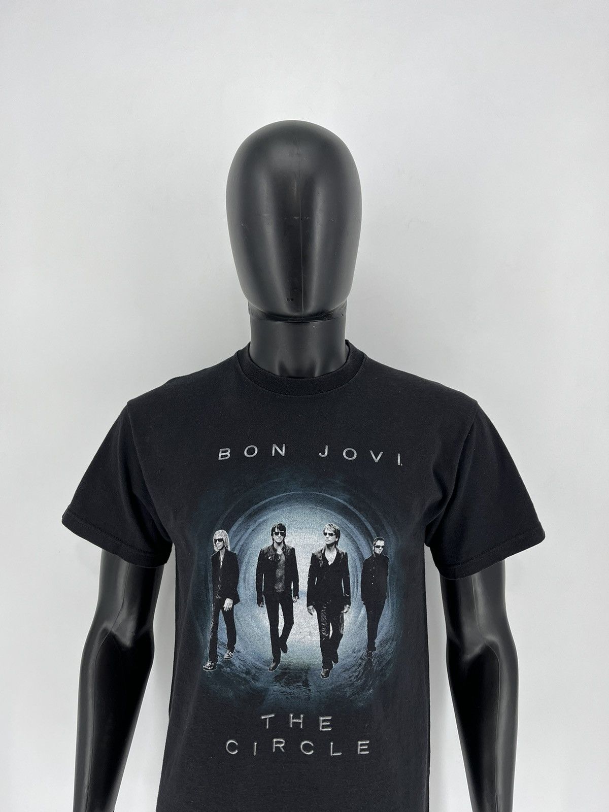 Band Tees 2010 Bon Jovi The Circle Tour Band Tee Size M Size US M / EU 48-50 / 2 - 1 Thumbnail