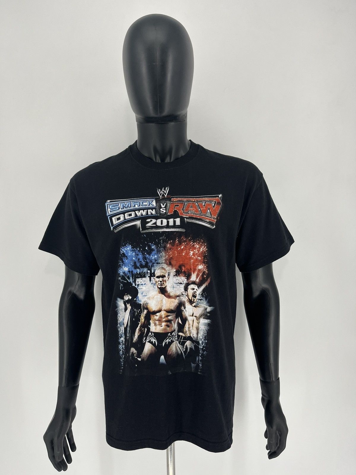 WWE 2011 Wrestlemania Raw Vs Smack Down Black T-Shirt Size US L / EU 52-54 / 3 - 2 Thumbnail