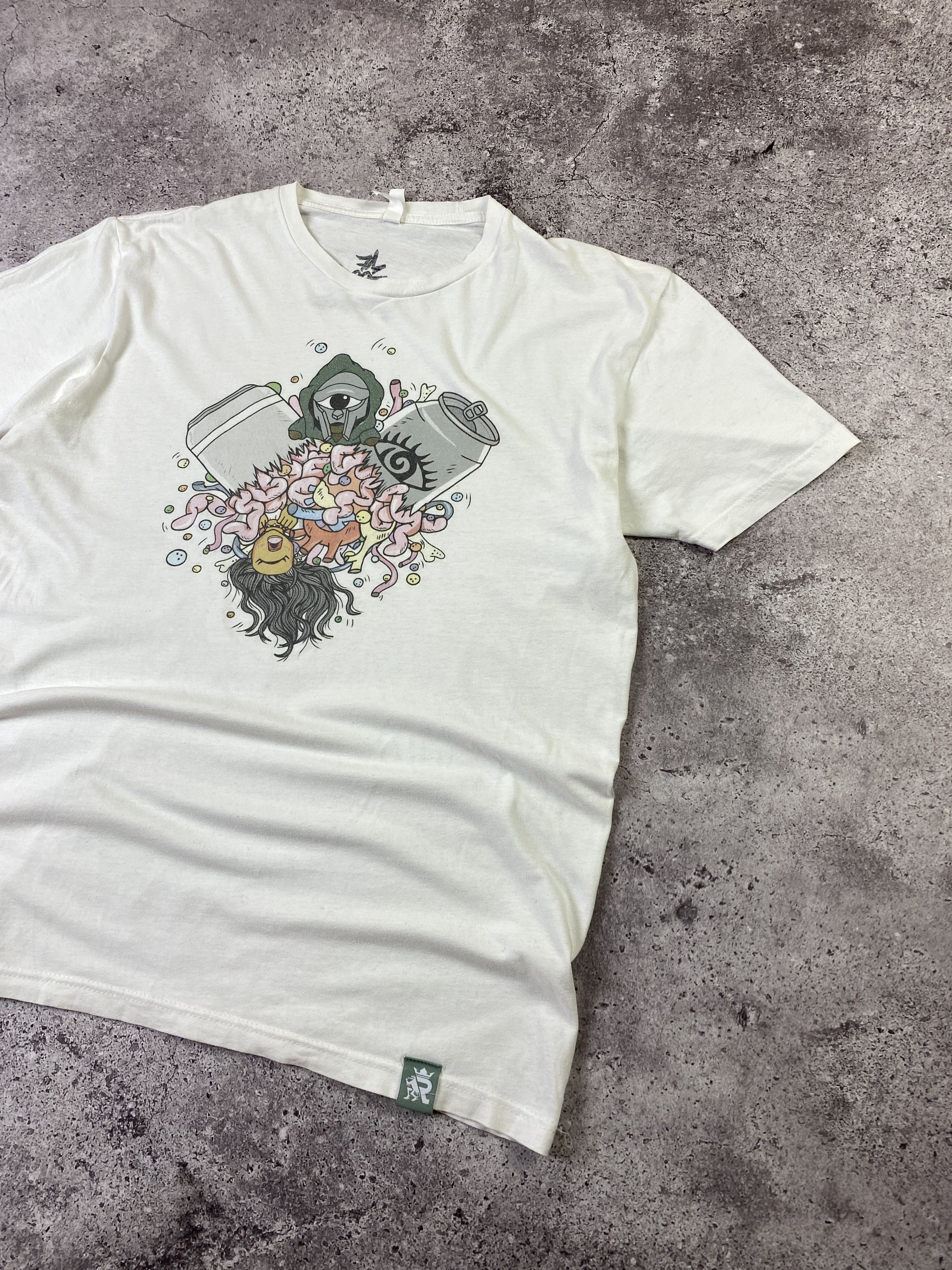 MF Doom × Rap Tees × Vintage MF DOOM Graffity Mask T-Shirt Size US M / EU 48-50 / 2 - 1 Thumbnail