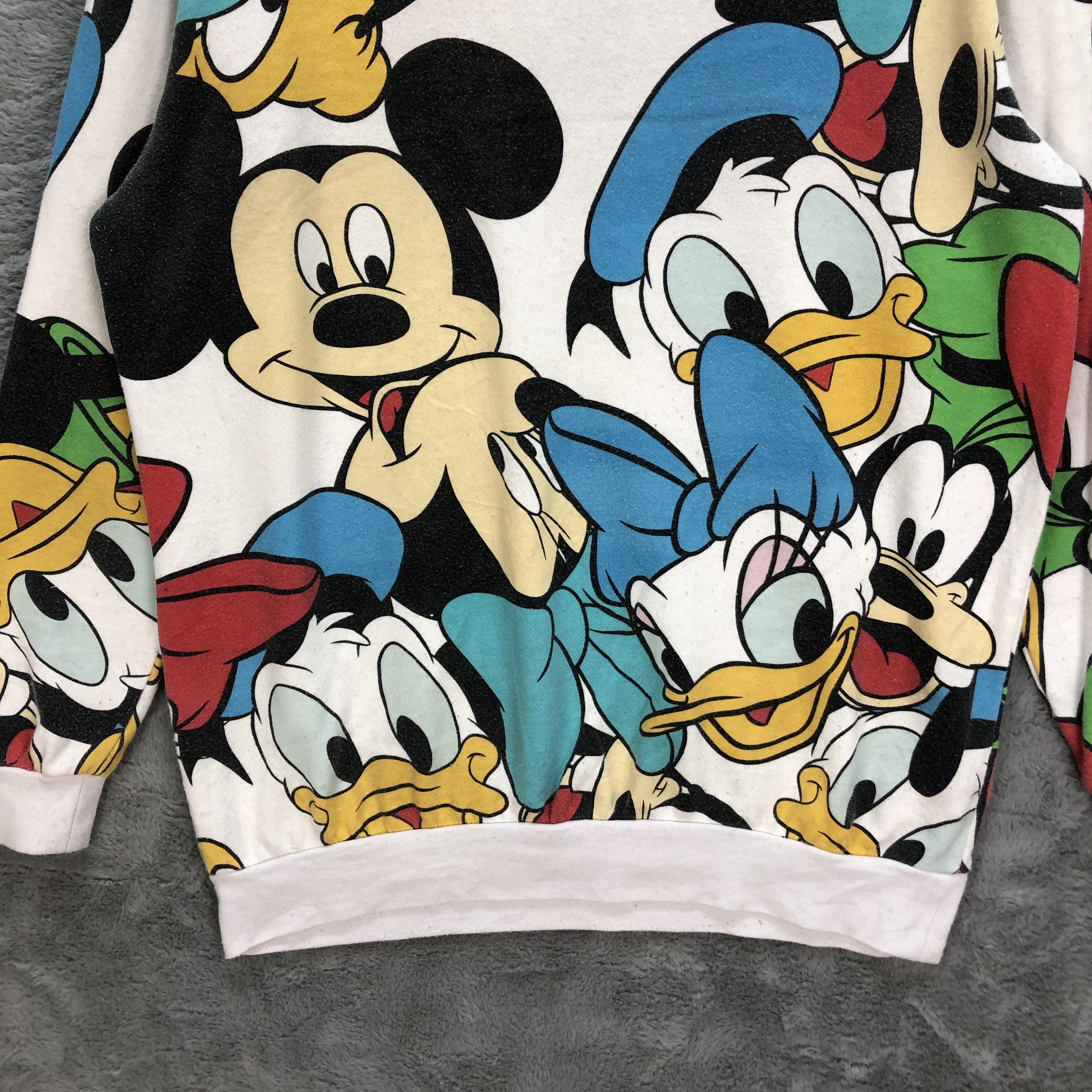 Disney Disney Mickey Mouse Family Fullprint Sweatshirts #6357-64 Size US L / EU 52-54 / 3 - 3 Thumbnail
