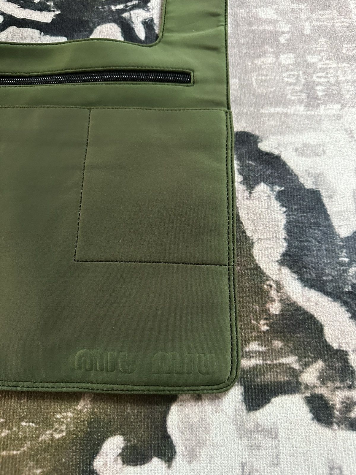 Miu Miu SS1999 Miu Miu Slim body strap bag Size ONE SIZE - 4 Thumbnail