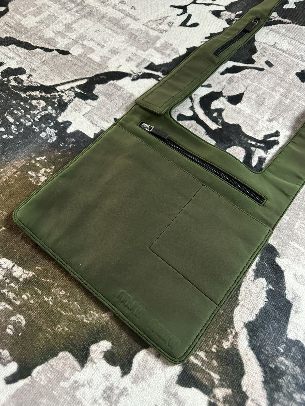 Miu Miu SS1999 Miu Miu Slim body strap bag Size ONE SIZE - 3 Thumbnail
