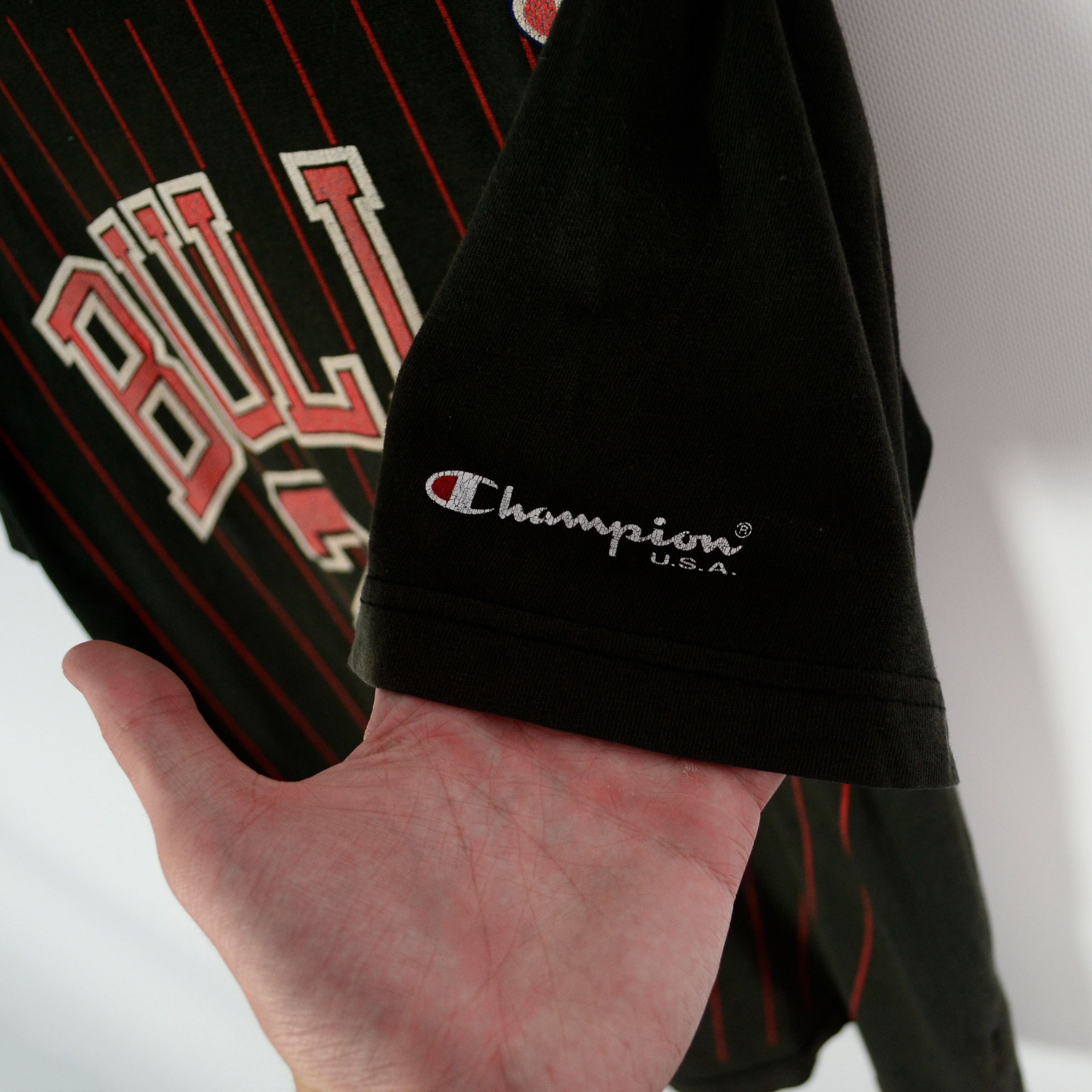 Champion × NBA Vintage Chicago bulls Jordan 23 Champion t shirt Size US S / EU 44-46 / 1 - 5 Thumbnail