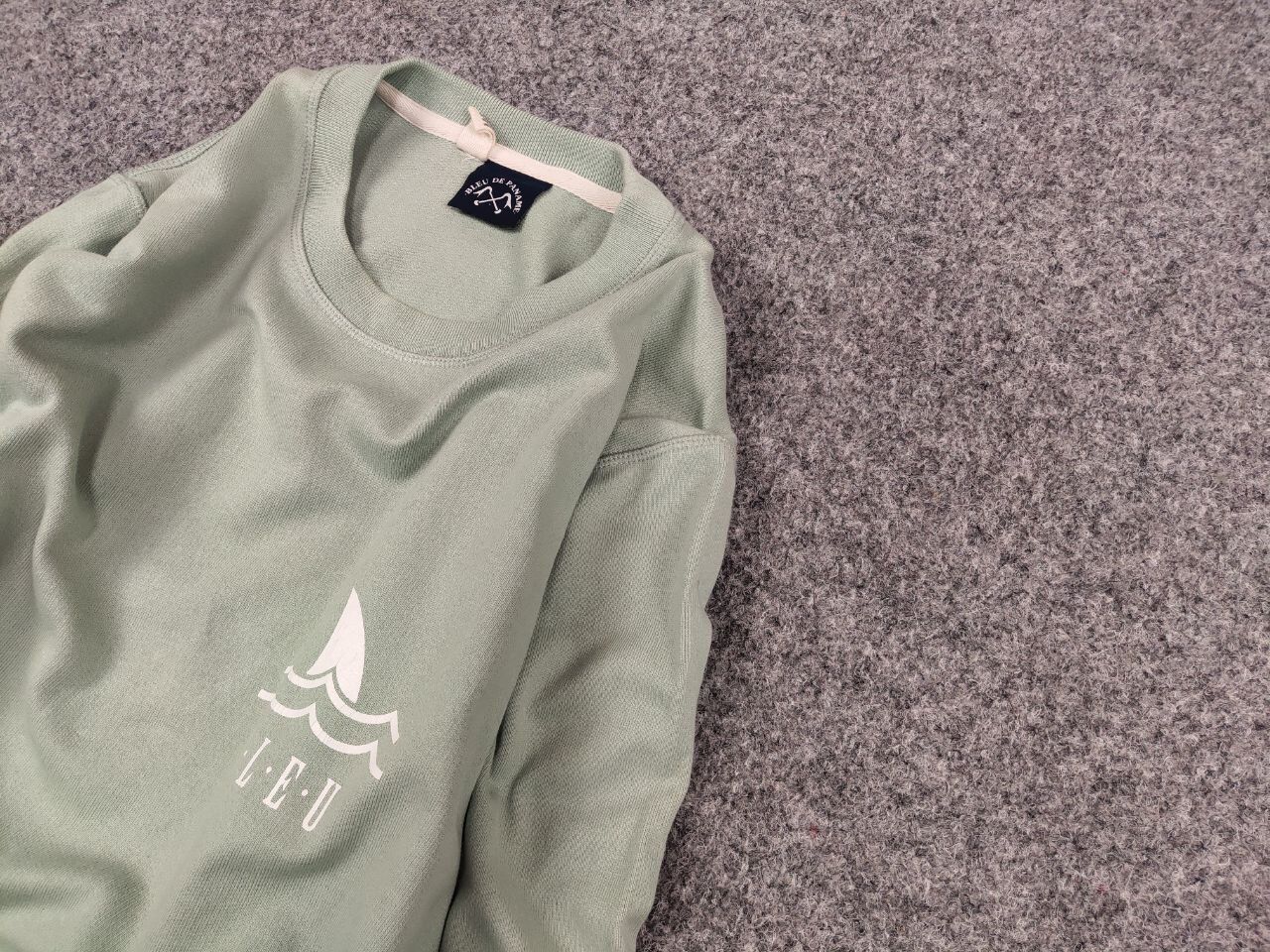 Bleu De Paname Crew Check Logo Jumper Sweatshirt in Green, Men's — image 4 of 6