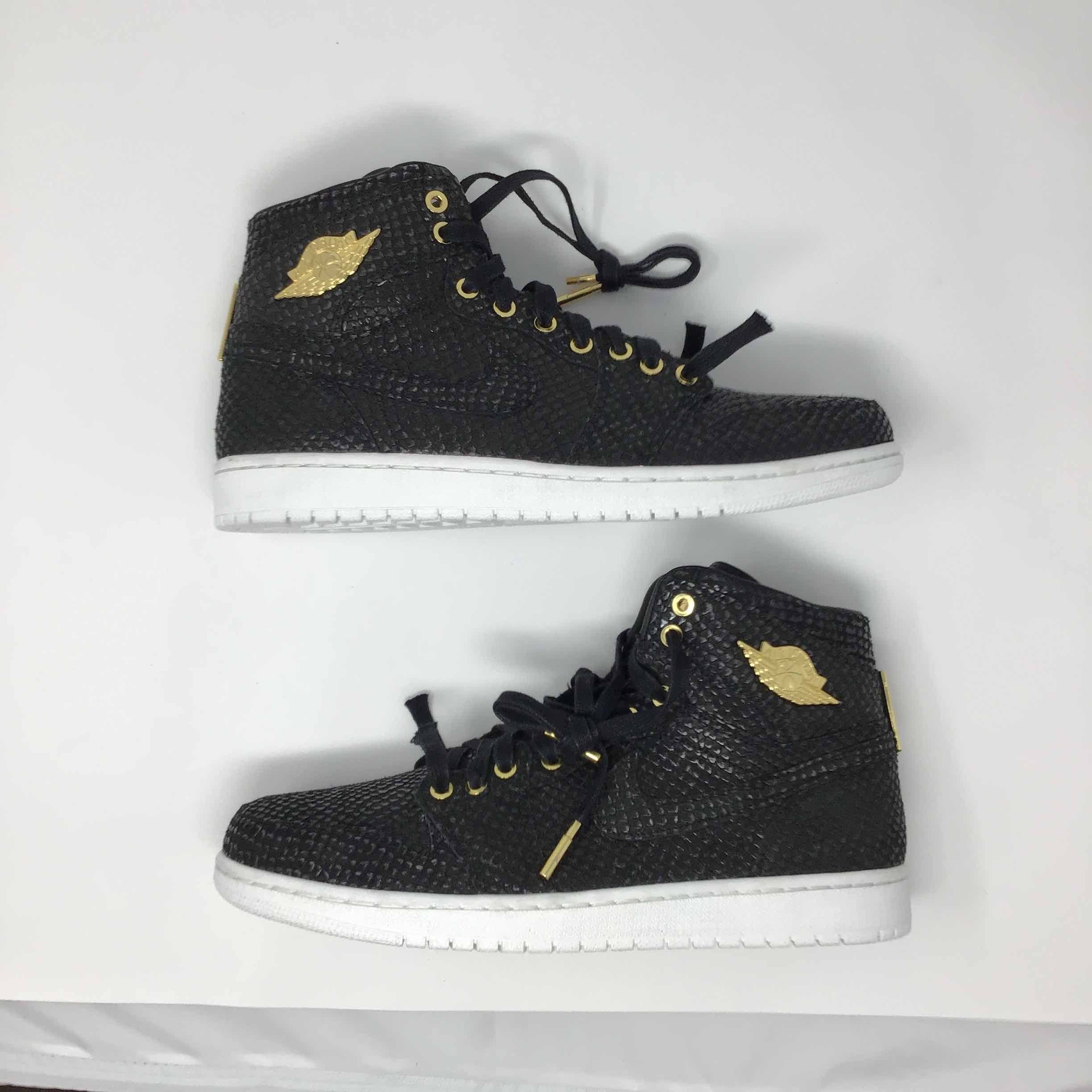 jordan 1 retro high og pinnacle