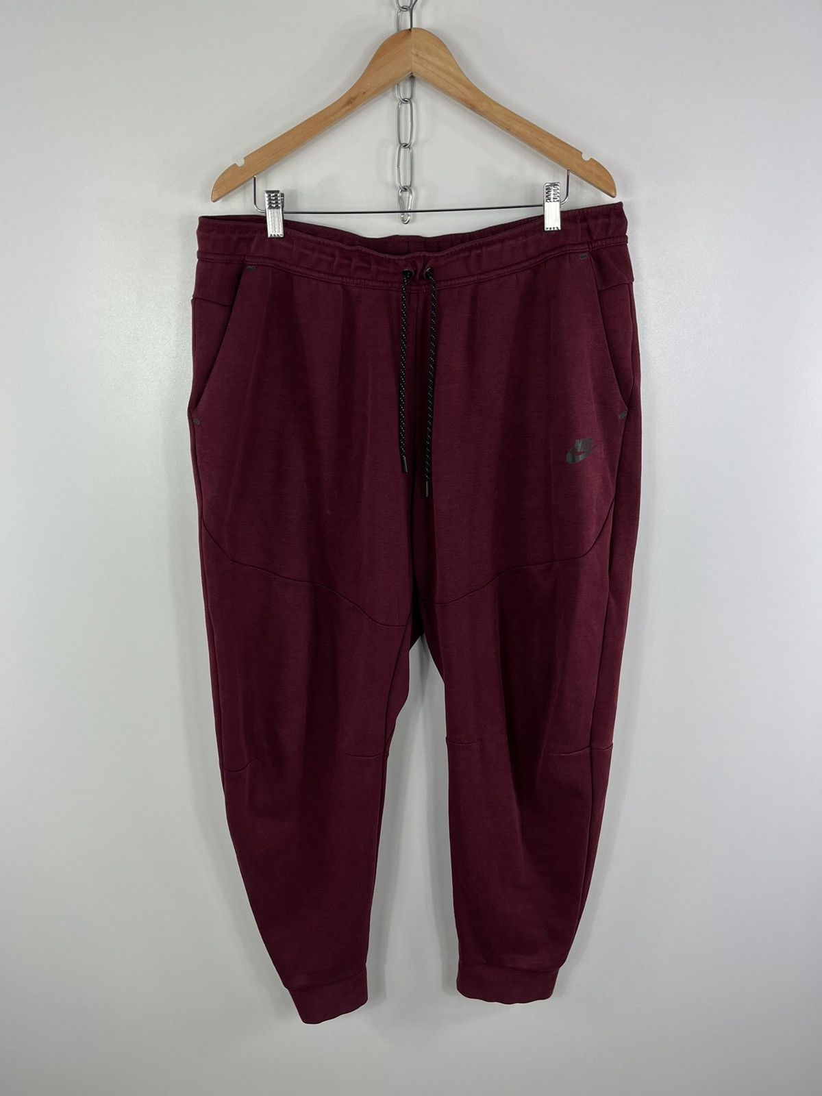 Nike Nike Tech Fleece Driil Sweatpants Burgundy Size 2XL Size US 38 / EU 54 - 1 Thumbnail