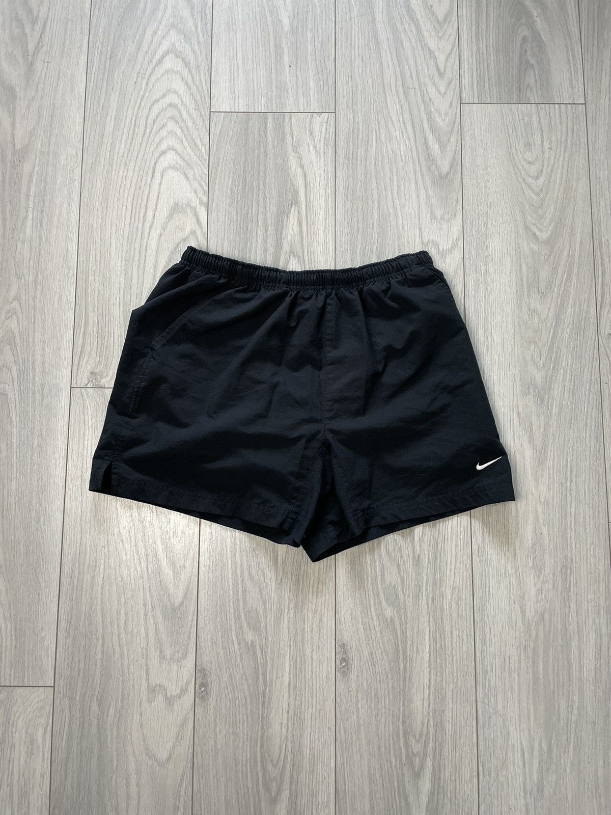 Nike × Vintage Vintage Nike Shorts With Swoosh Size US 36 / EU 52 - 1 Thumbnail