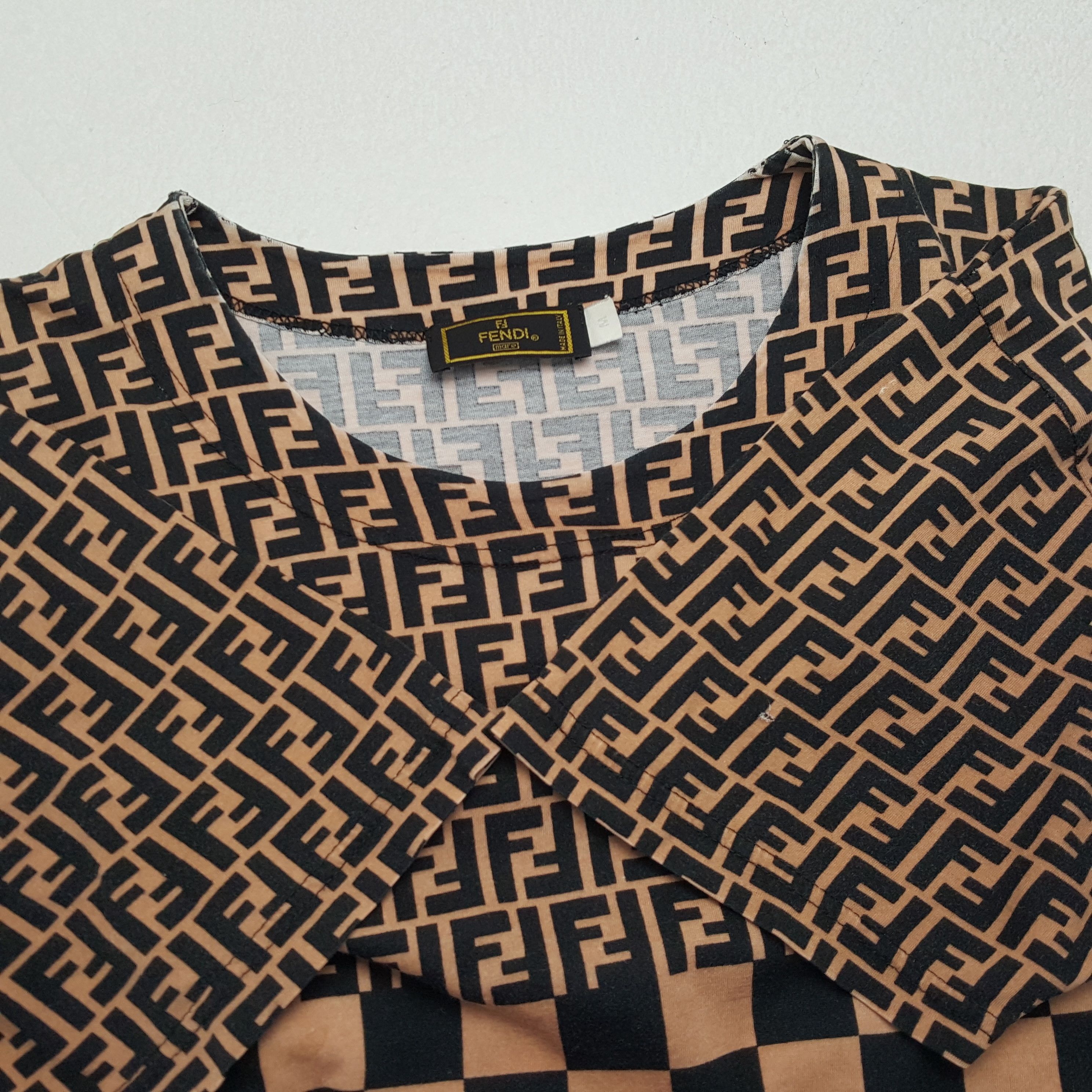 Fendi × Vintage Vintage FENDI Monogram Italian Brand T-Shirts Size US M / EU 48-50 / 2 - 7 Thumbnail