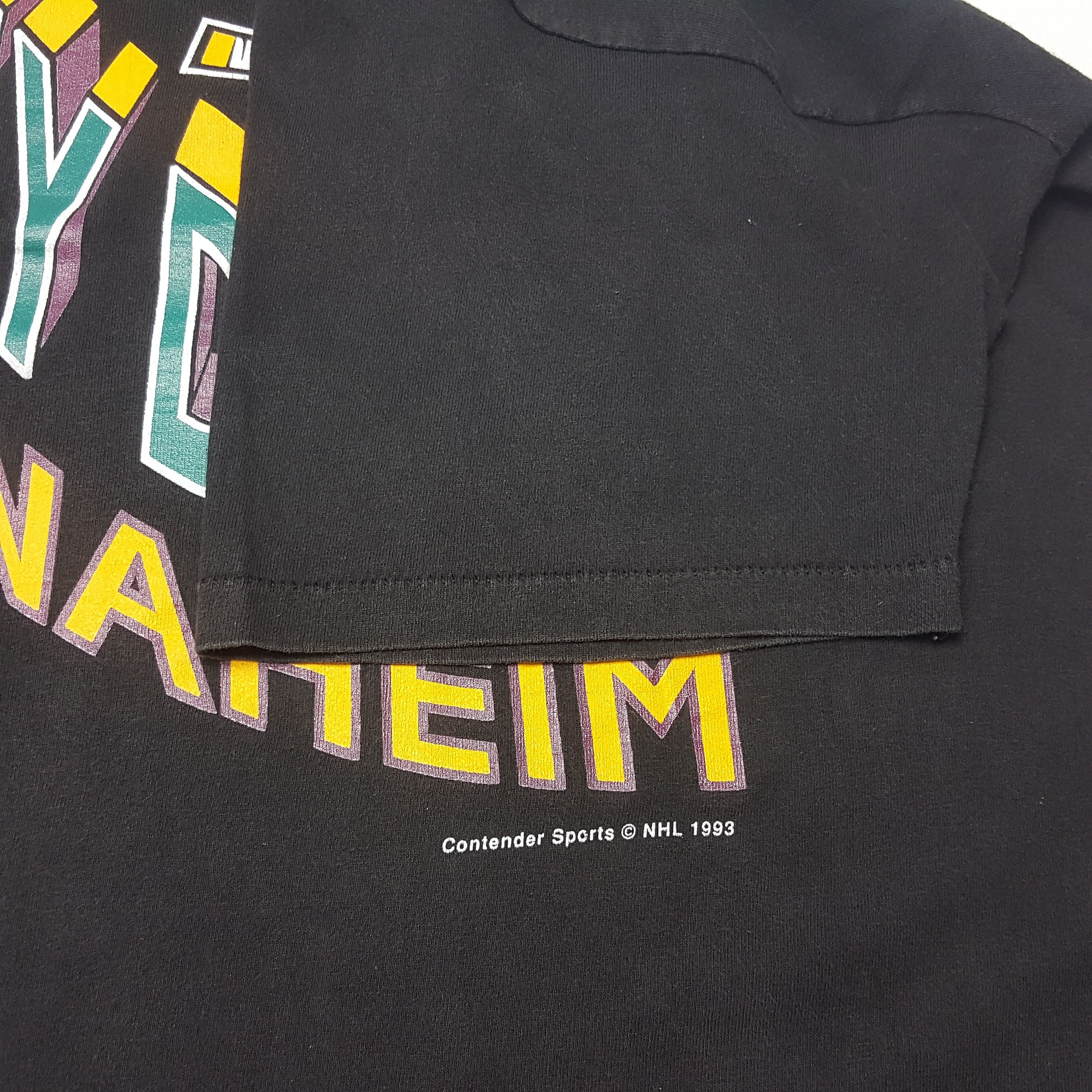 Disney × NHL × Vintage Vintage 90's MIGHTY DUCKS American Sports NHL T-Shirt Size US XL / EU 56 / 4 - 5 Thumbnail