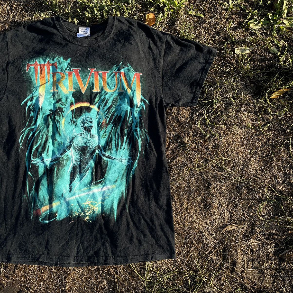 Vintage Vintage Y2K Trivium Horror Graphic Tee Sun Faded Grunge L Size US L / EU 52-54 / 3 - 2 Thumbnail
