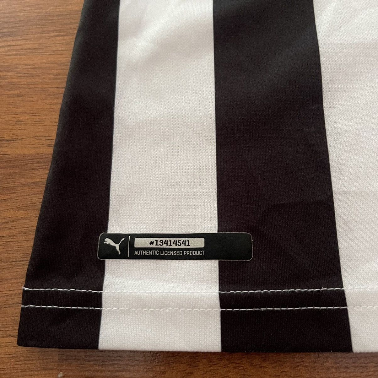 Puma NEWCASTLE PUMA 2018/2019 FOOTBALL SOCCER HOME WOMENS JERSEY Size S / US 4 / IT 40 - 5 Thumbnail