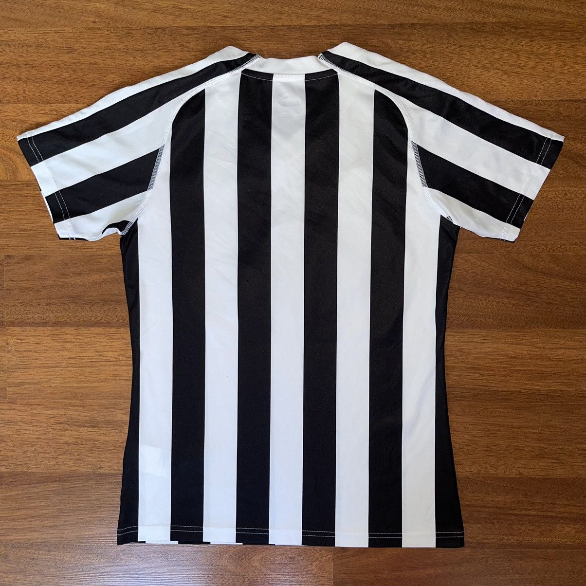 Puma NEWCASTLE PUMA 2018/2019 FOOTBALL SOCCER HOME WOMENS JERSEY Size S / US 4 / IT 40 - 8 Thumbnail