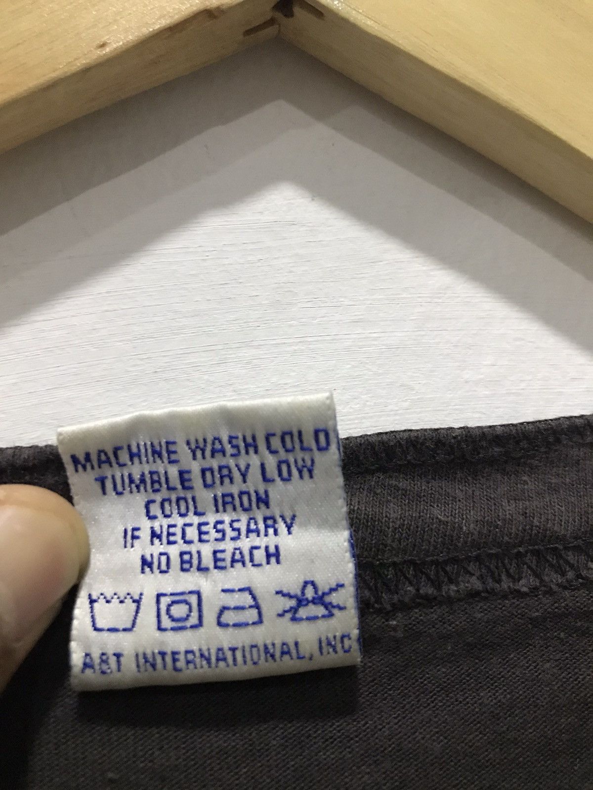Vintage VTG LONG JOHN CREWNECK BUTTON UP PLAIN TEE USA Size US M / EU 48-50 / 2 - 10 Thumbnail