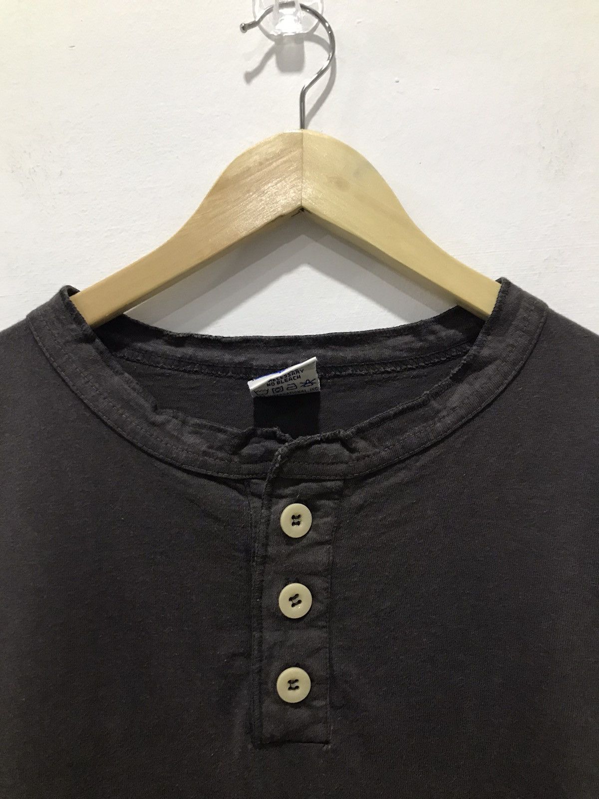 Vintage VTG LONG JOHN CREWNECK BUTTON UP PLAIN TEE USA Size US M / EU 48-50 / 2 - 7 Thumbnail
