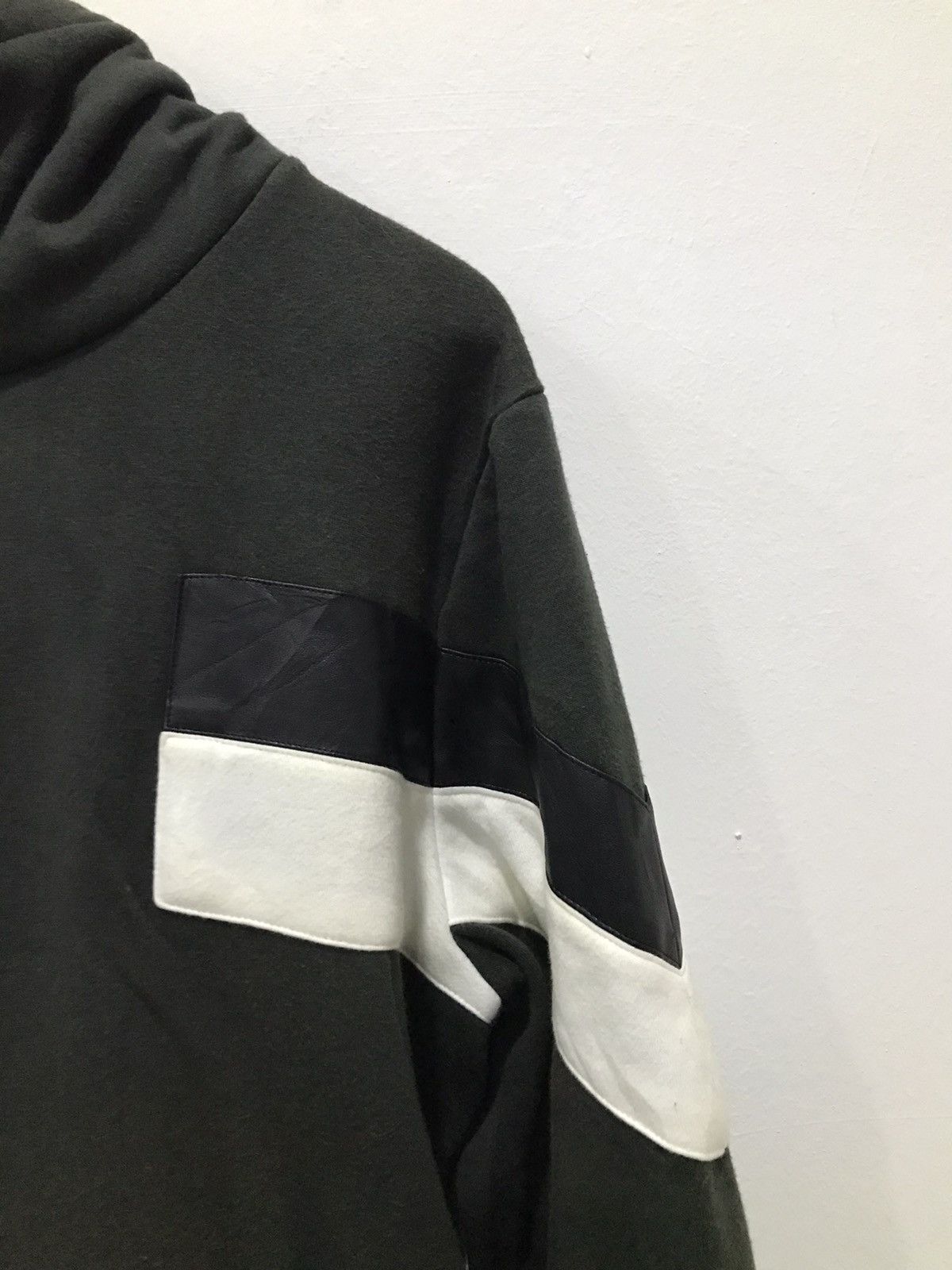 H&M H&M olive green turtleneck sweater sweatshirt Size US M / EU 48-50 / 2 - 4 Thumbnail