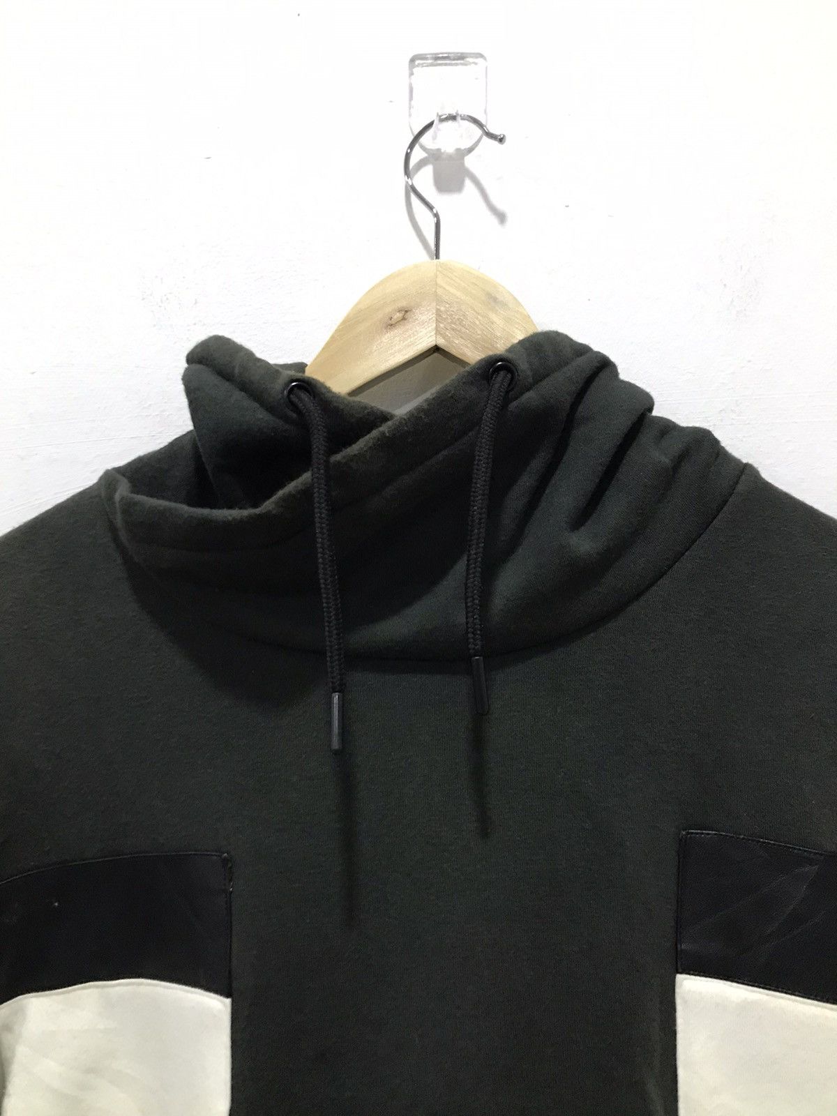 H&M H&M olive green turtleneck sweater sweatshirt Size US M / EU 48-50 / 2 - 7 Thumbnail