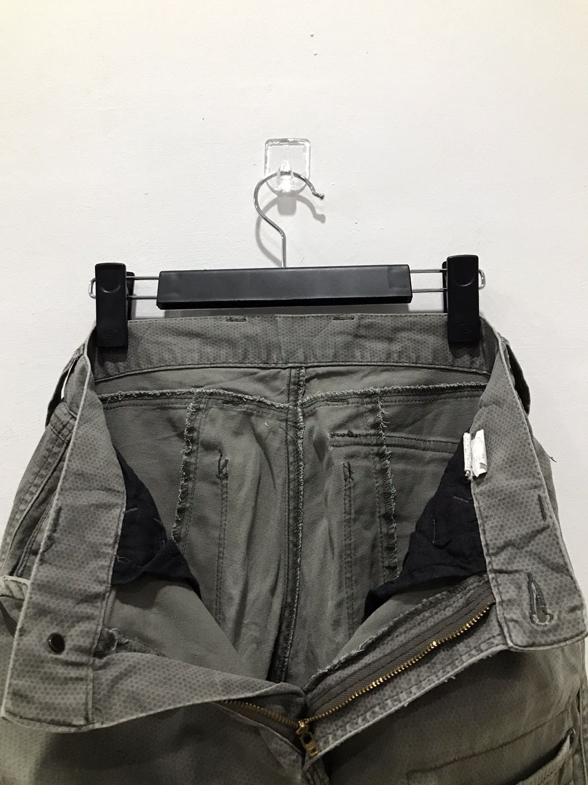Japanese Brand Vtg IZ7250 Distressed Cargo Multipocket Tactical Size US 28 / EU 44 - 15 Thumbnail