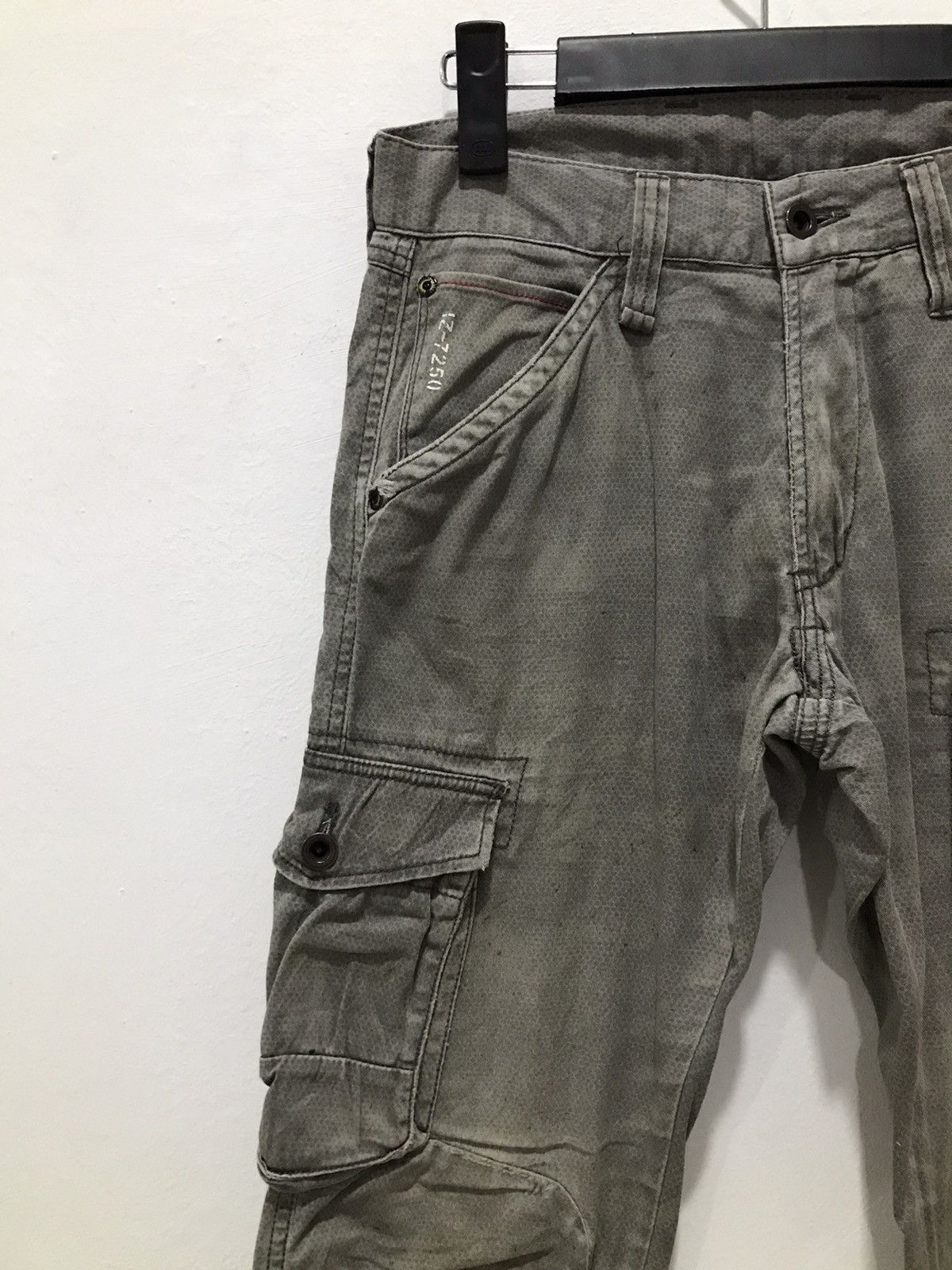 Japanese Brand Vtg IZ7250 Distressed Cargo Multipocket Tactical Size US 28 / EU 44 - 10 Thumbnail