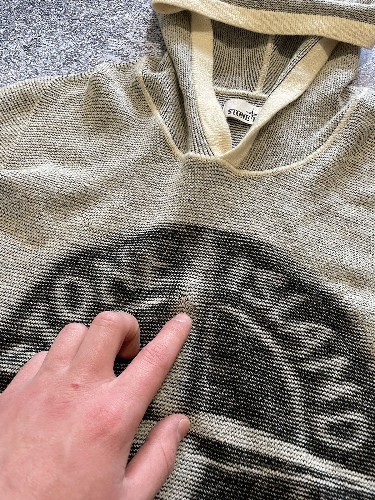 Stone Island Stone Island Hooded Knit Sweater Big Logo Size US S / EU 44-46 / 1 - 9 Thumbnail