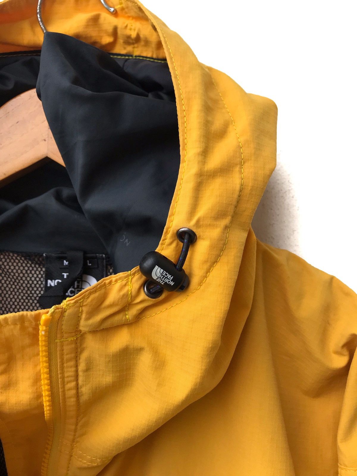 The North Face The North Face Yellow Jacket TNF Streetwear Hip Hop Fashion Size US L / EU 52-54 / 3 - 8 Thumbnail