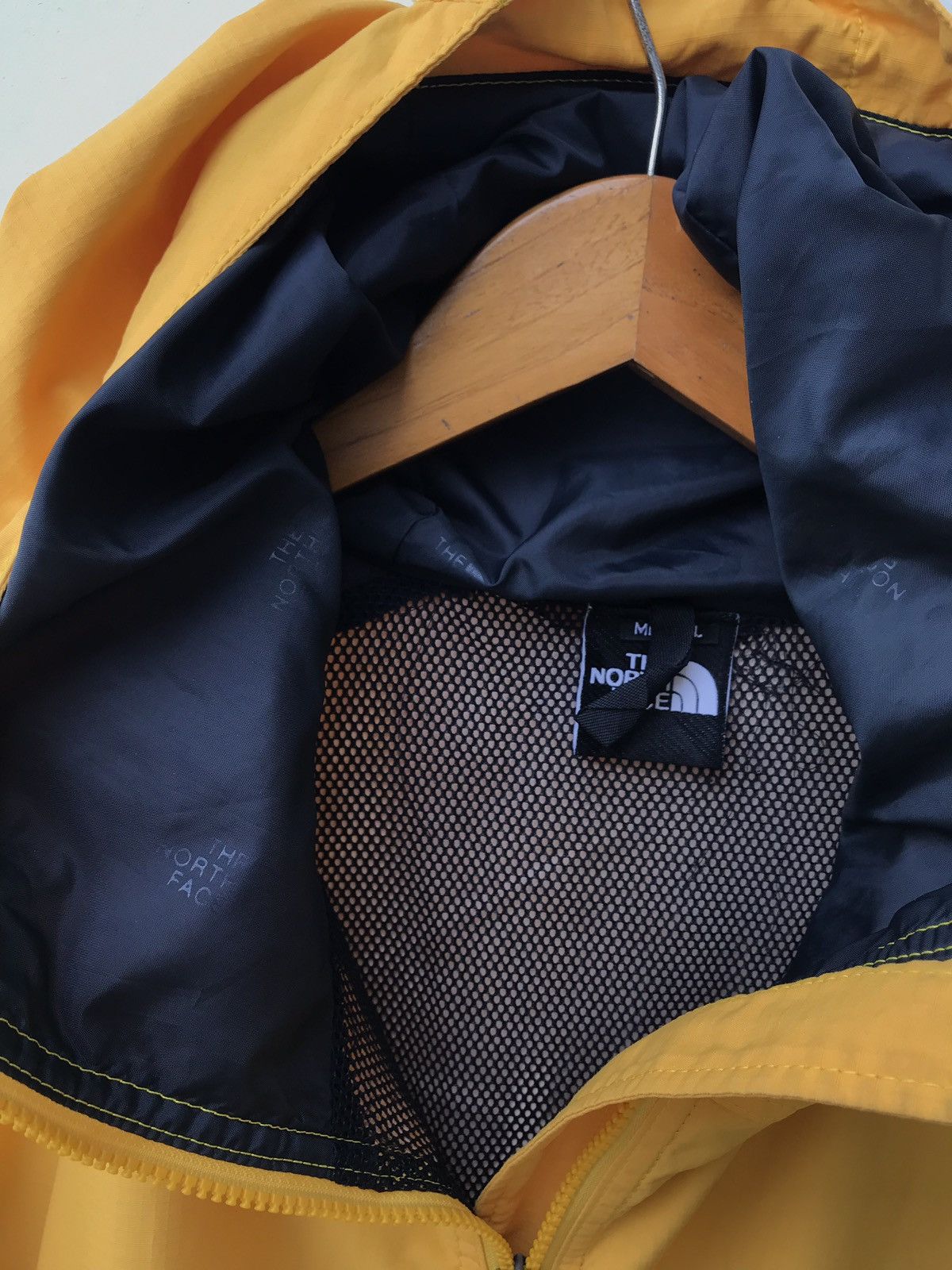 The North Face The North Face Yellow Jacket TNF Streetwear Hip Hop Fashion Size US L / EU 52-54 / 3 - 3 Thumbnail
