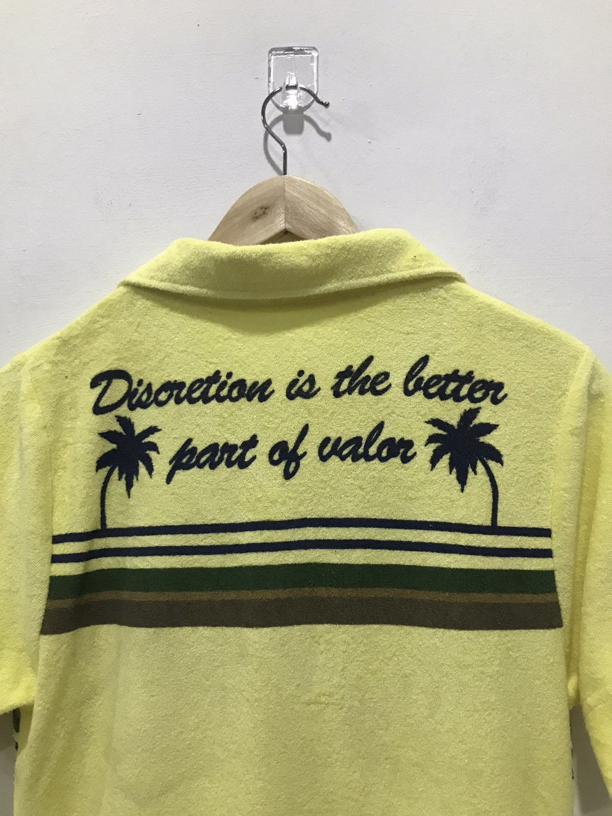 Japanese Brand Vintage Sucure Pomme hawaii Style polo tshirt Size US S / EU 44-46 / 1 - 12 Thumbnail