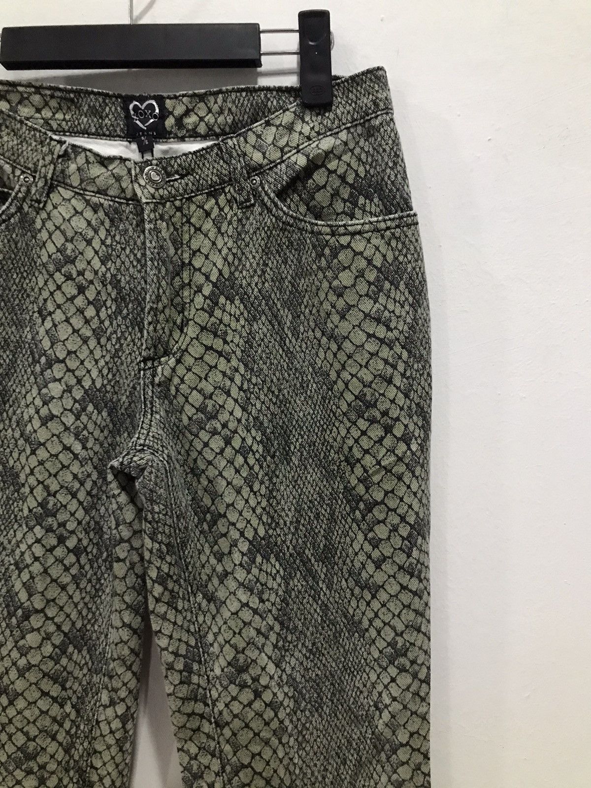 XOXO Xoxo snakes skin denim bootcut jeans Size US 28 / EU 44 - 4 Thumbnail