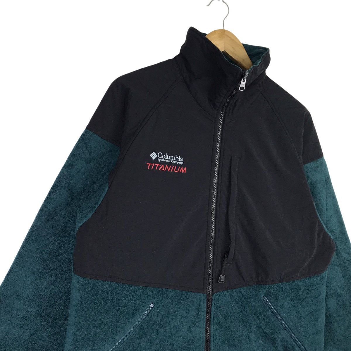 Columbia Vintage Columbia Sportswear Titanium Zip Up Fleece Jacket Size US M / EU 48-50 / 2 - 4 Thumbnail
