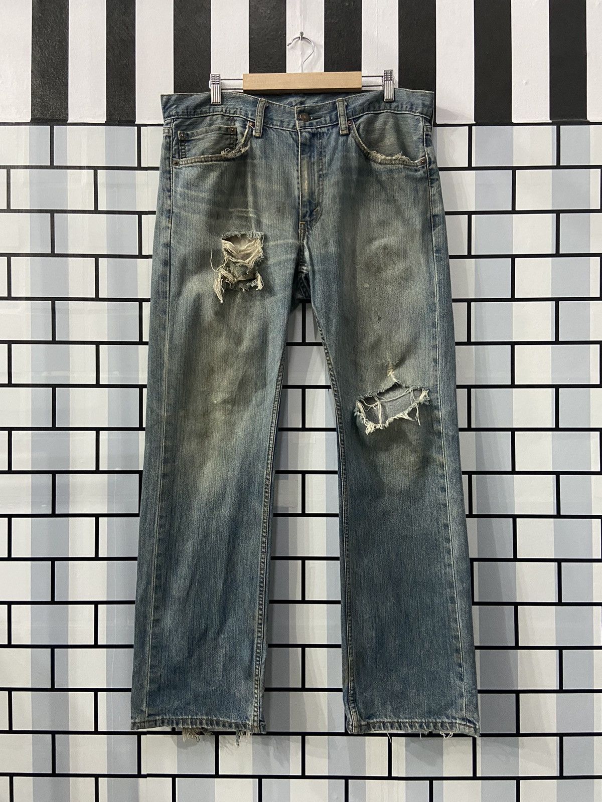 Levi's × Vintage Vintage Levi’s 559 Distressed Faded Blue Denim Pants Size US 34 / EU 50 - 1 Thumbnail