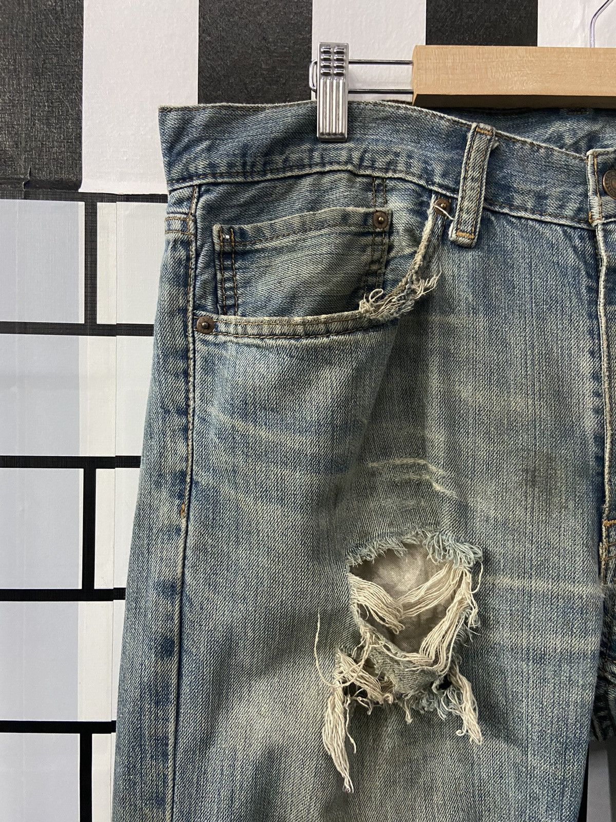 Levi's × Vintage Vintage Levi’s 559 Distressed Faded Blue Denim Pants Size US 34 / EU 50 - 10 Thumbnail