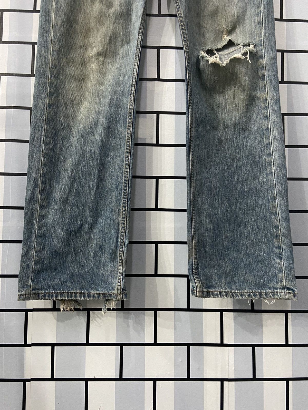 Levi's × Vintage Vintage Levi’s 559 Distressed Faded Blue Denim Pants Size US 34 / EU 50 - 5 Thumbnail