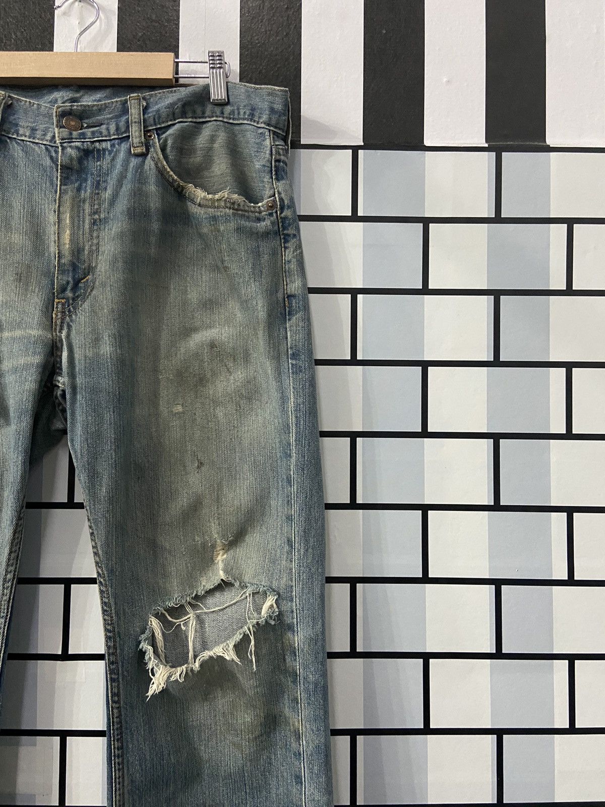 Levi's × Vintage Vintage Levi’s 559 Distressed Faded Blue Denim Pants Size US 34 / EU 50 - 6 Thumbnail
