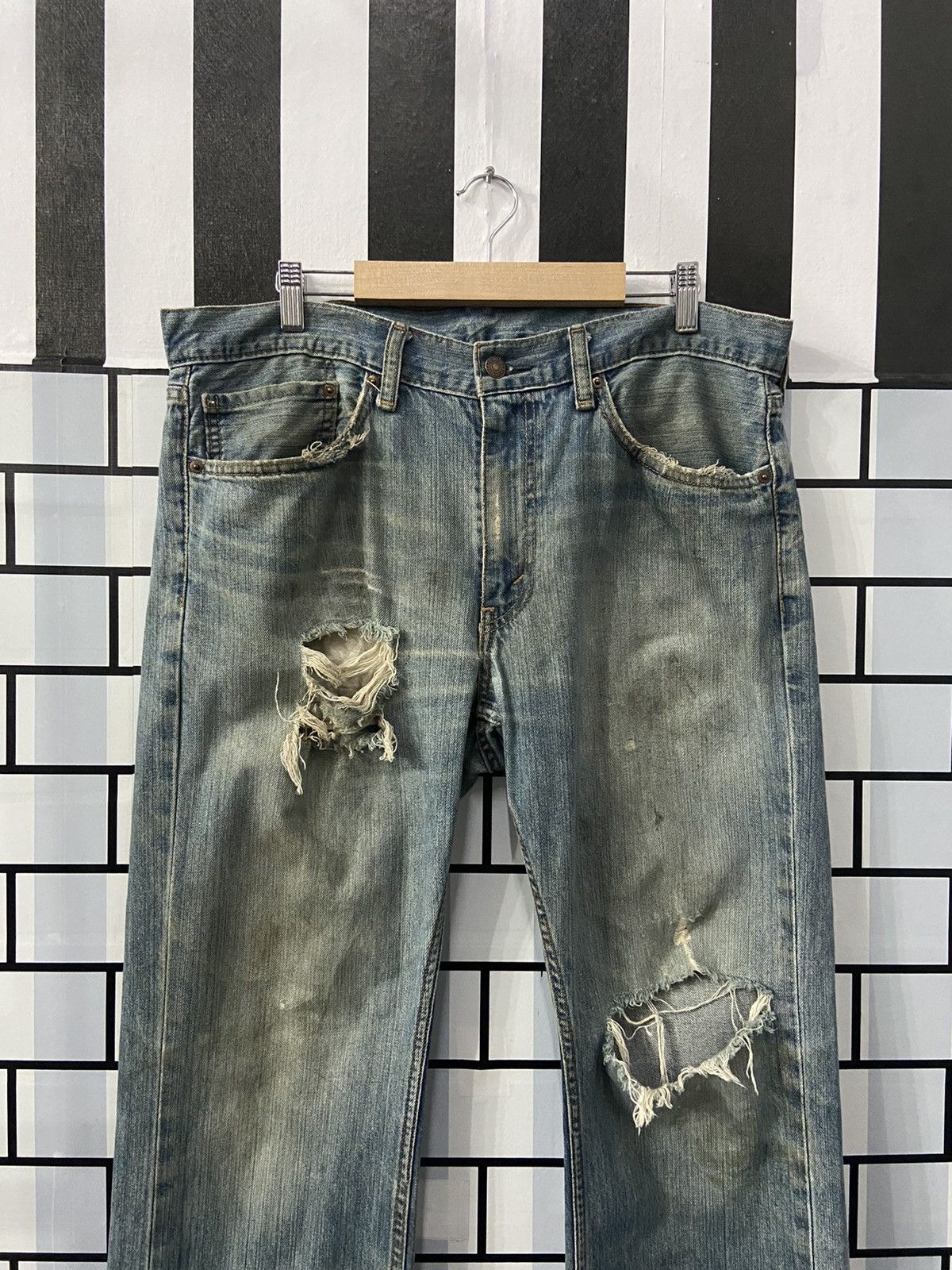 Levi's × Vintage Vintage Levi’s 559 Distressed Faded Blue Denim Pants Size US 34 / EU 50 - 4 Thumbnail