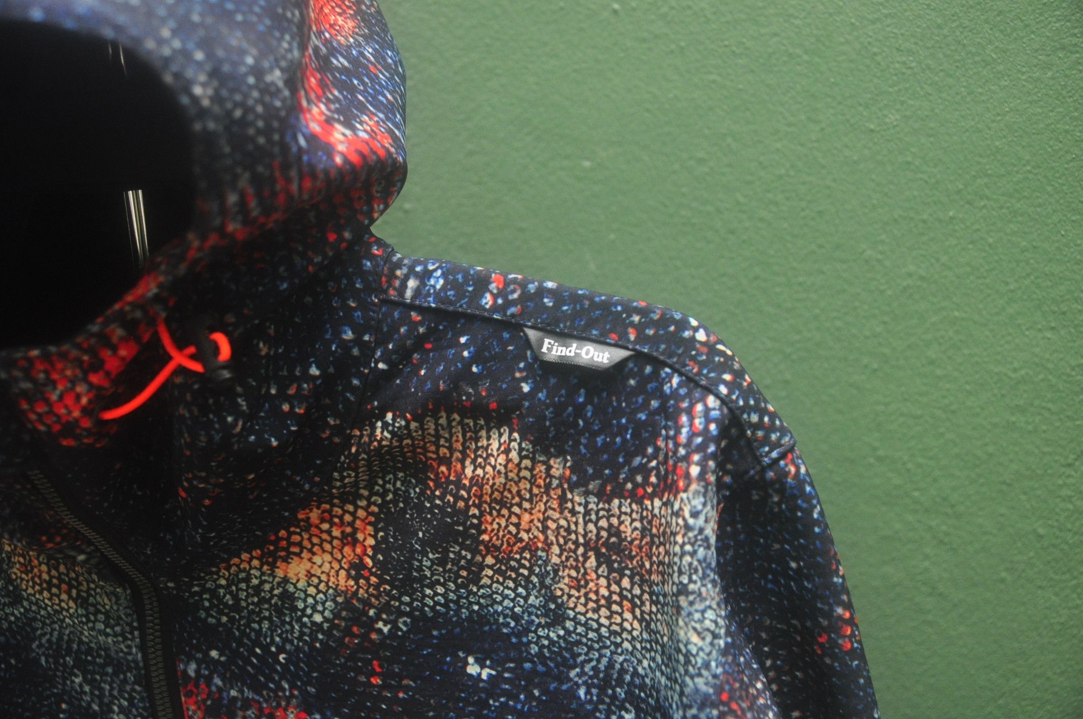 Designer × Japanese Brand Vintage Find Out Multicolour Travis Scott Fashion Style Size US L / EU 52-54 / 3 - 9 Thumbnail