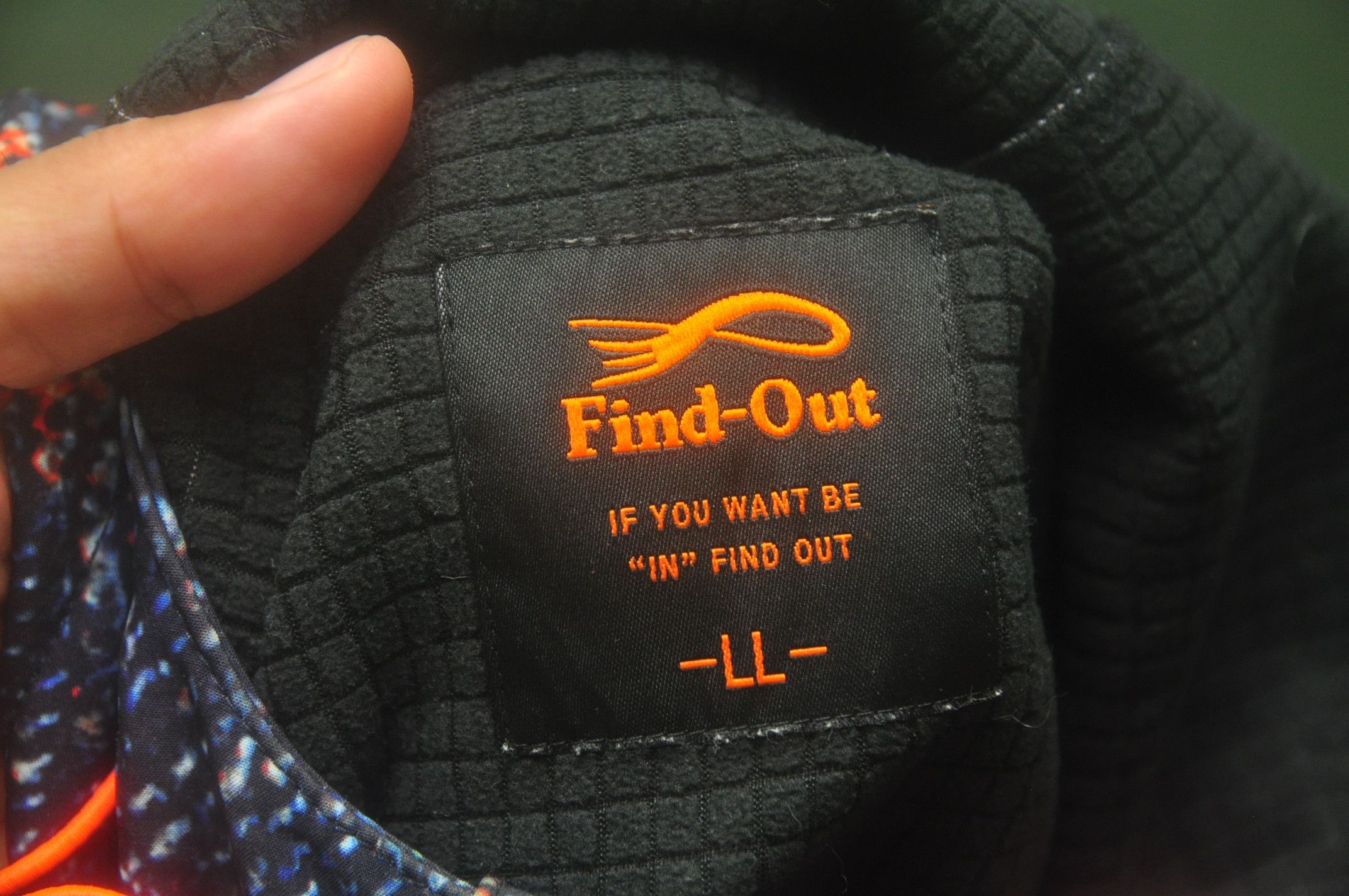 Designer × Japanese Brand Vintage Find Out Multicolour Travis Scott Fashion Style Size US L / EU 52-54 / 3 - 10 Thumbnail