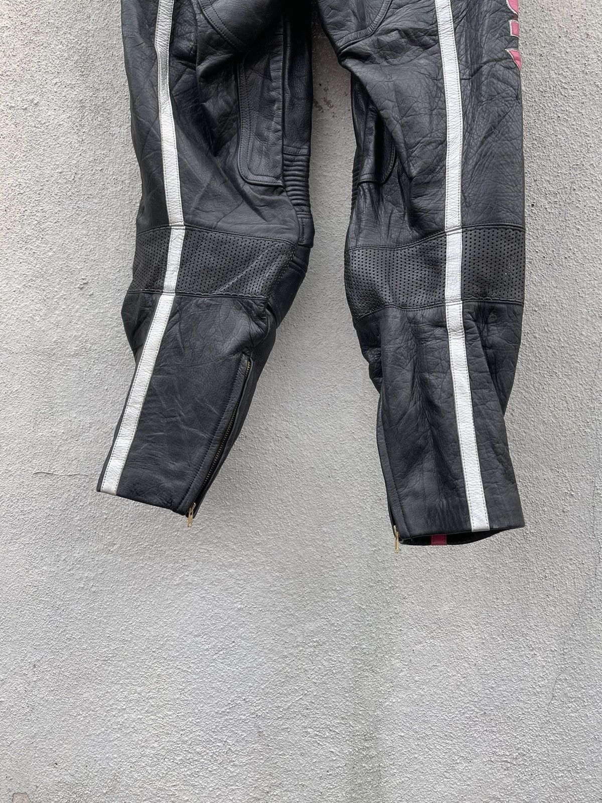 Genuine Leather × Vintage Rubi Motorcycle Racing pants fully leather with padding Size US 30 / EU 46 - 12 Thumbnail