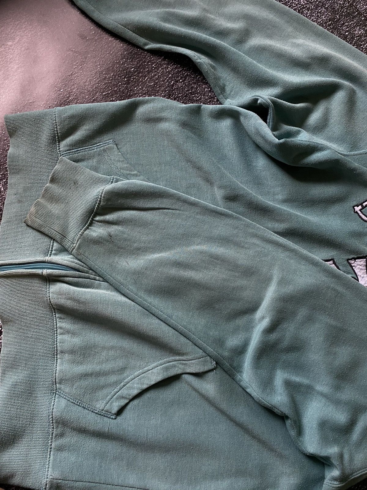 Billabong Y2K Billabong Hoodie embroidered zip Vintage Size US XL / EU 56 / 4 - 8 Thumbnail