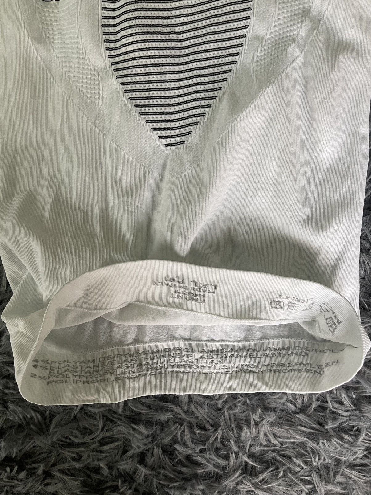 Designer X-Bionic gorpcore style outdoor cycle t-shirt Size L / US 10 / IT 46 - 4 Thumbnail
