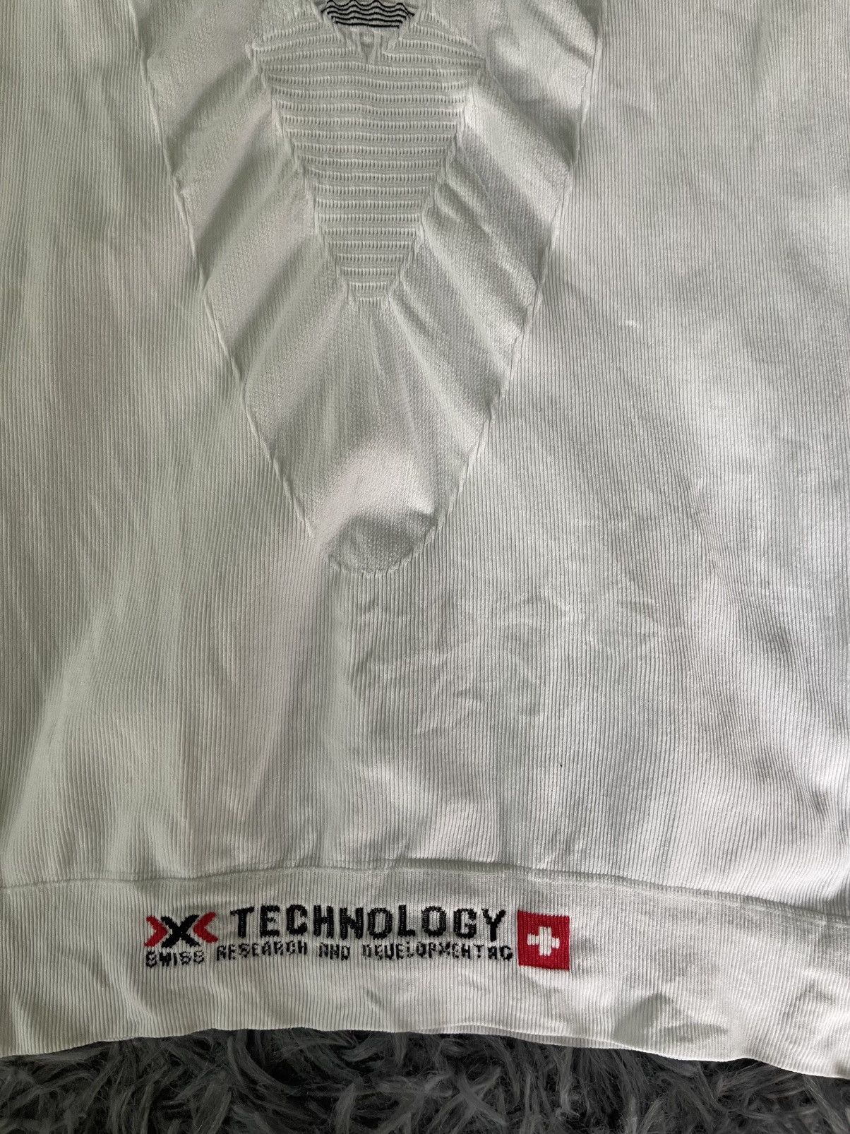 Designer X-Bionic gorpcore style outdoor cycle t-shirt Size L / US 10 / IT 46 - 7 Thumbnail