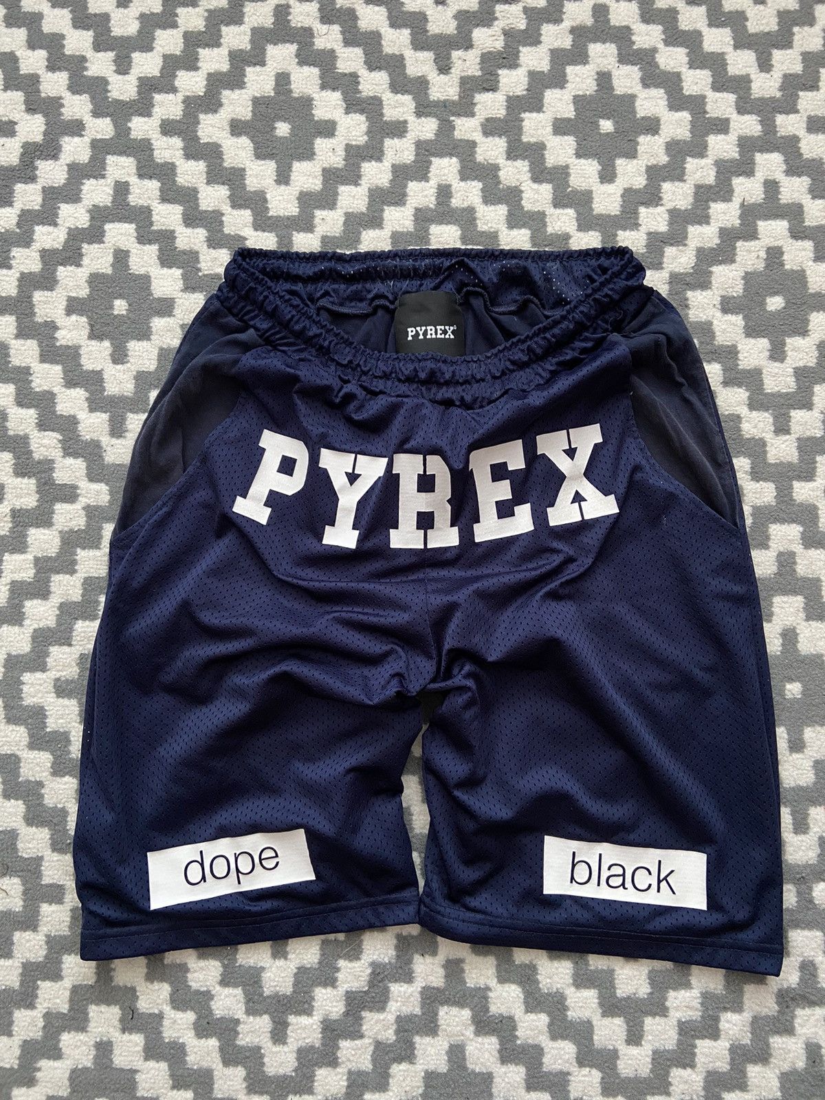 Pyrex Vision Shorts Virgil Abloh Khaki Dope Black Big Logo Size M