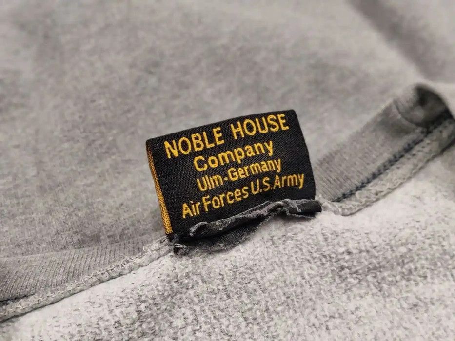 Vintage Vintage 80's Air Force US Army Gray Crew Chek Sweatshirt Size US L / EU 52-54 / 3 - 9 Thumbnail