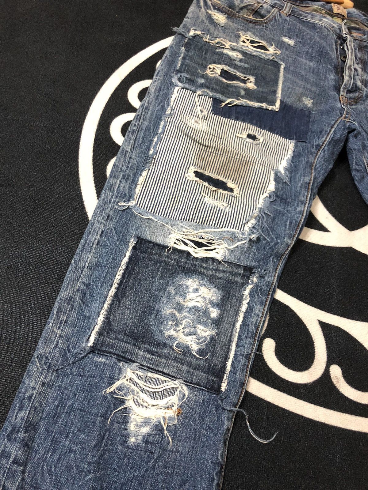 Prps CRAZY PRPS FALL ‘15 BORO PATCHWORK DISTRESSED DENIM Size US 38 / EU 54 - 7 Thumbnail