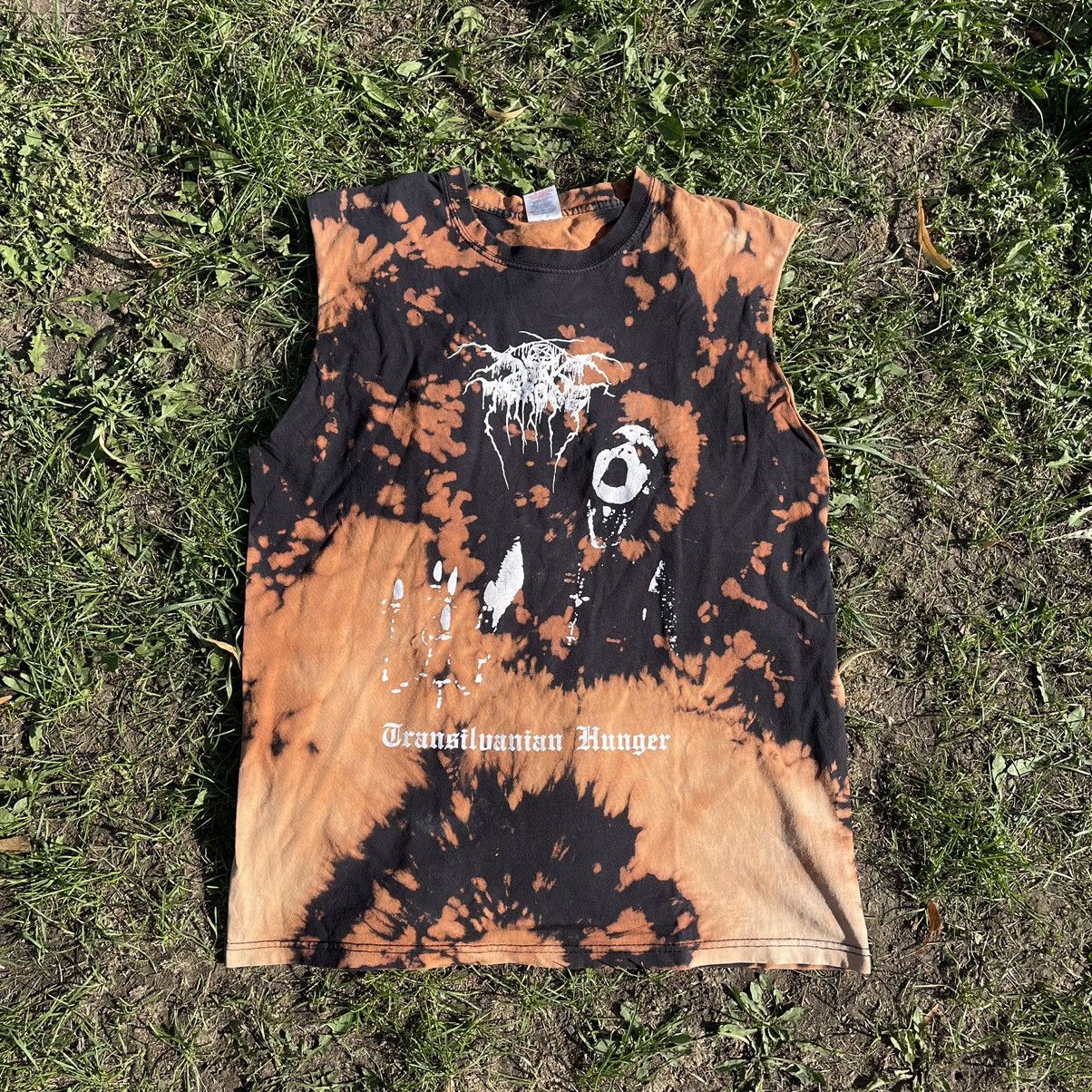 Vintage Vintage Y2K Thrashed Graphic Tee Dark Horror Streetwear L Size US L / EU 52-54 / 3 - 1 Thumbnail
